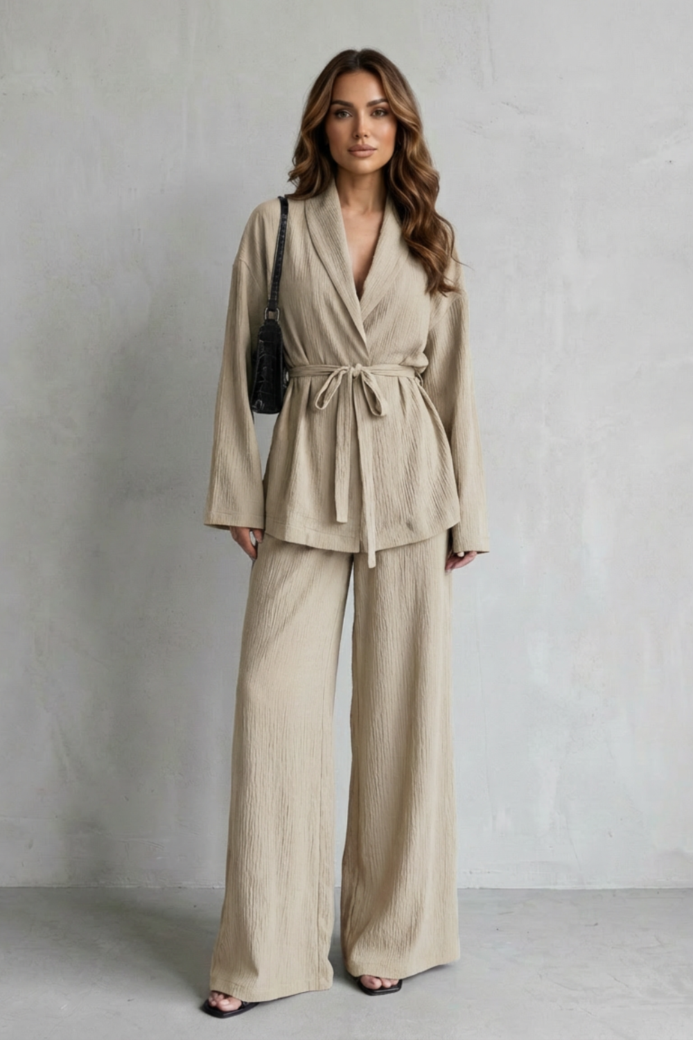 Calissa – Conjunto com Decote V e Cinto – Elegante Conjunto Pantalona