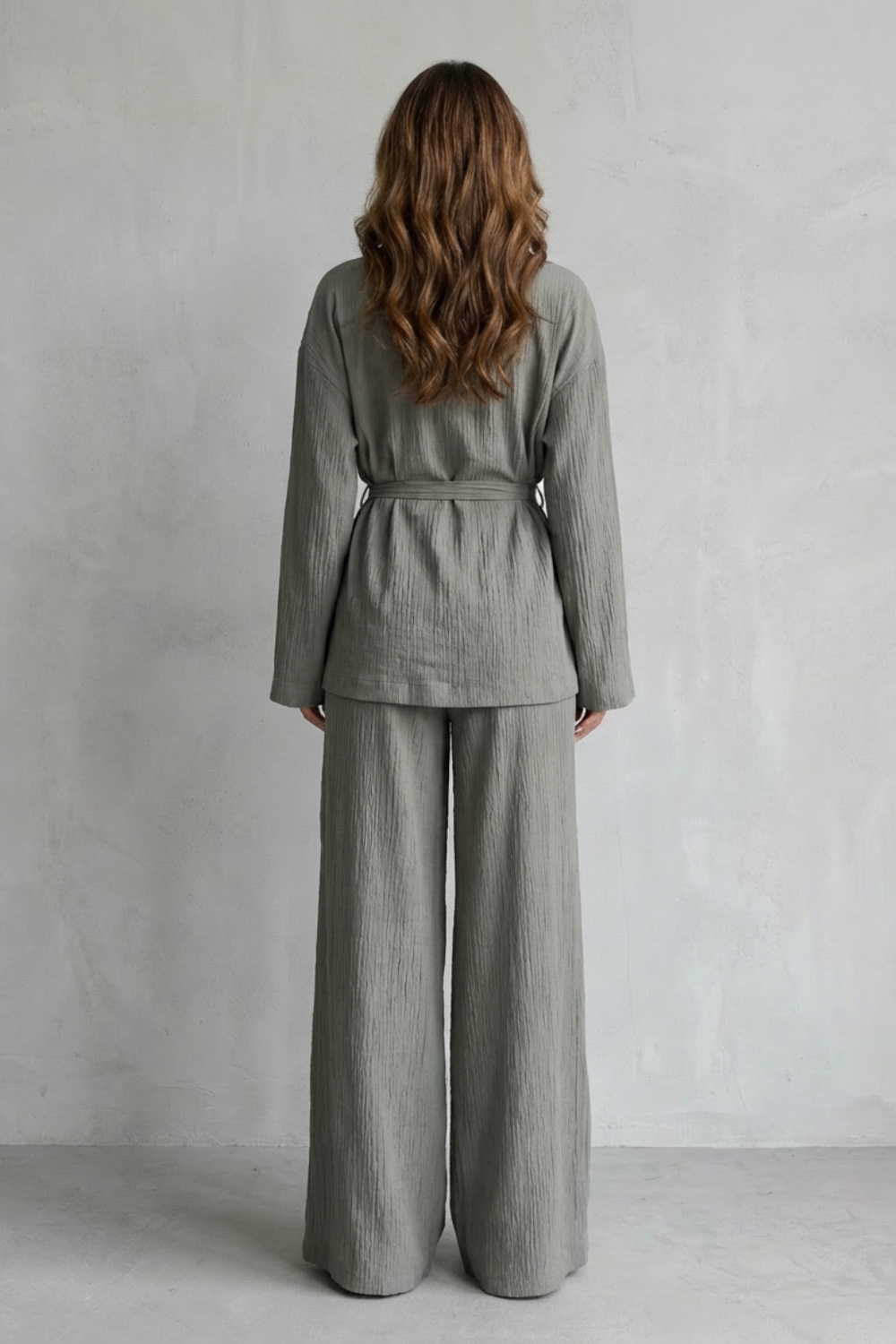 Calissa – Conjunto com Decote V e Cinto – Elegante Conjunto Pantalona