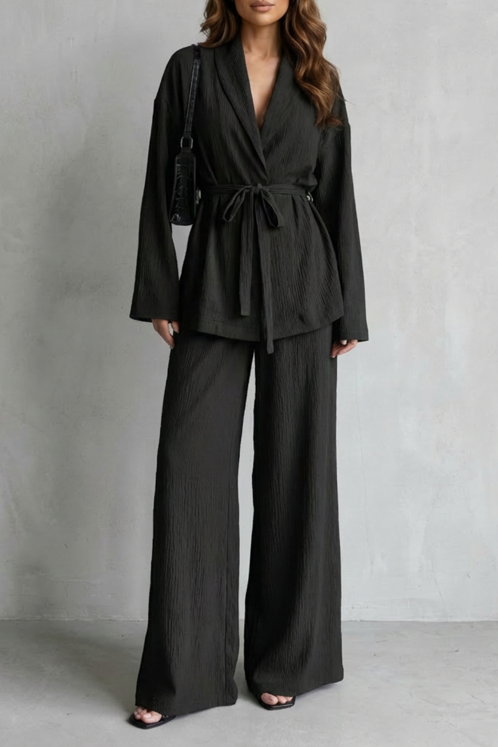 Calissa – Conjunto com Decote V e Cinto – Elegante Conjunto Pantalona