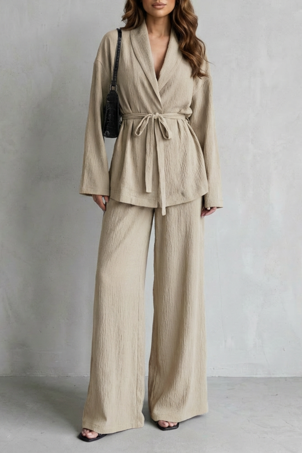 Calissa – Conjunto com Decote V e Cinto – Elegante Conjunto Pantalona