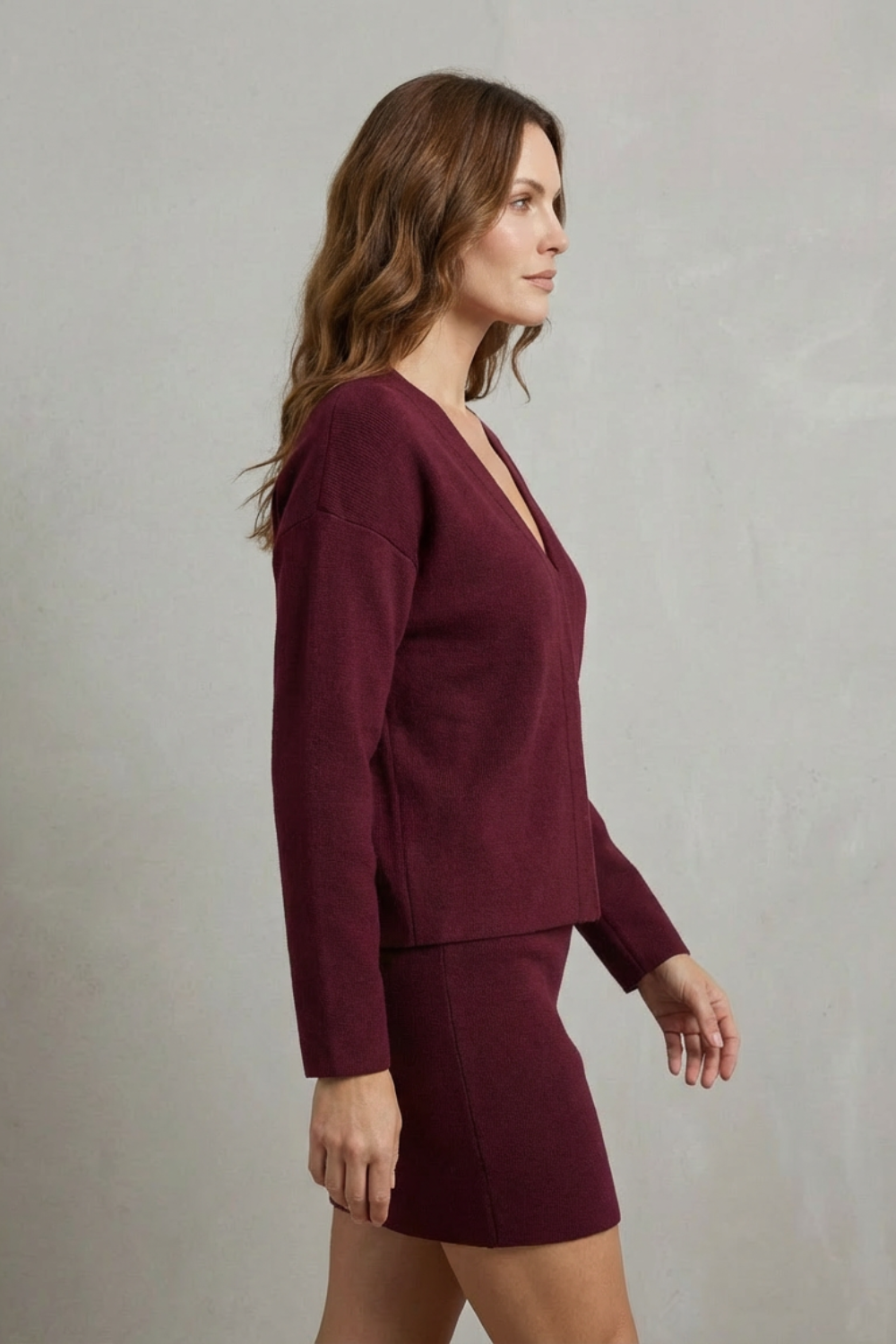 Clarette – Charme Sem Esforço – Conjunto de Jaqueta e Saia em Tricô Slim
