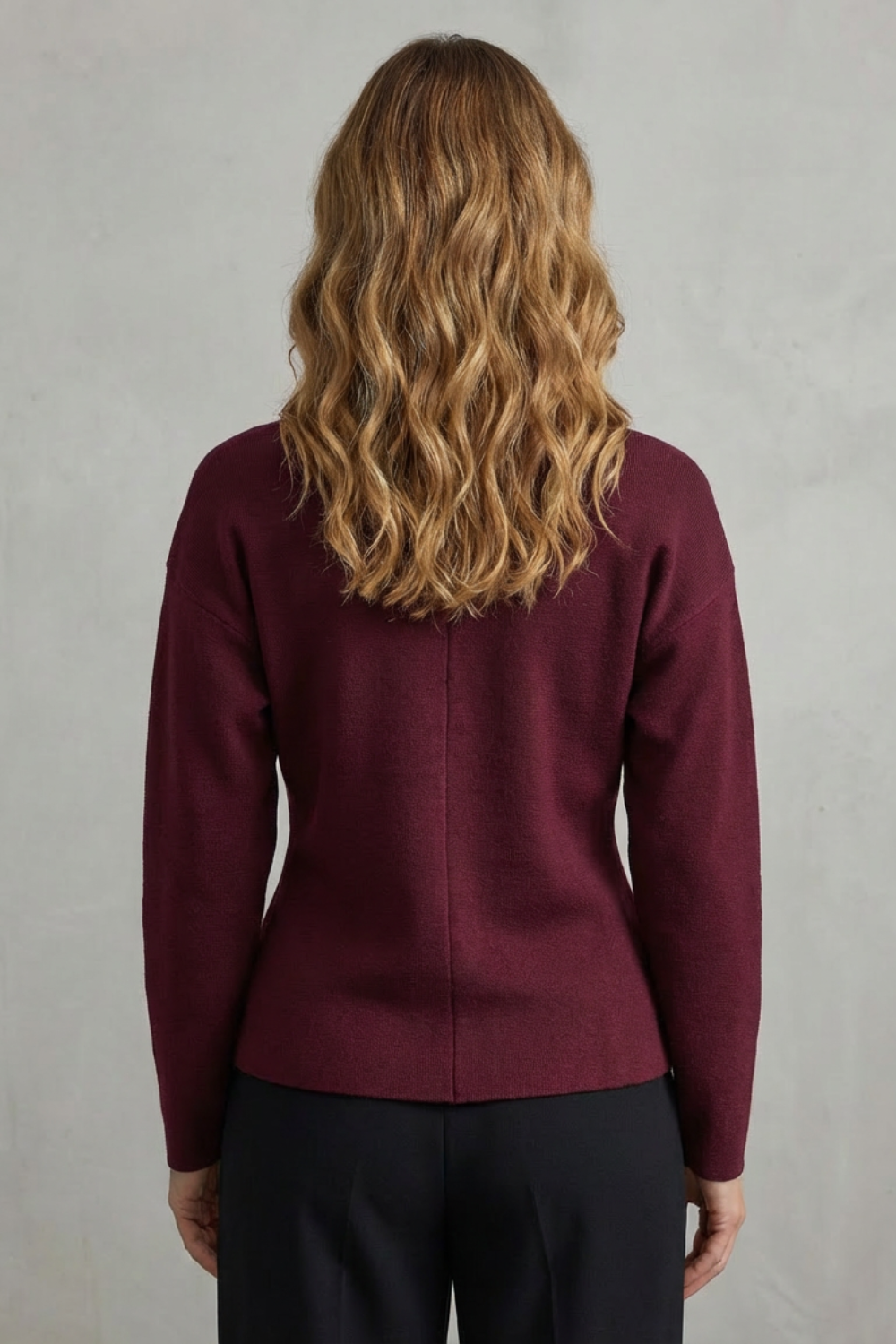 Clarette – Charme Sem Esforço – Conjunto de Jaqueta e Saia em Tricô Slim