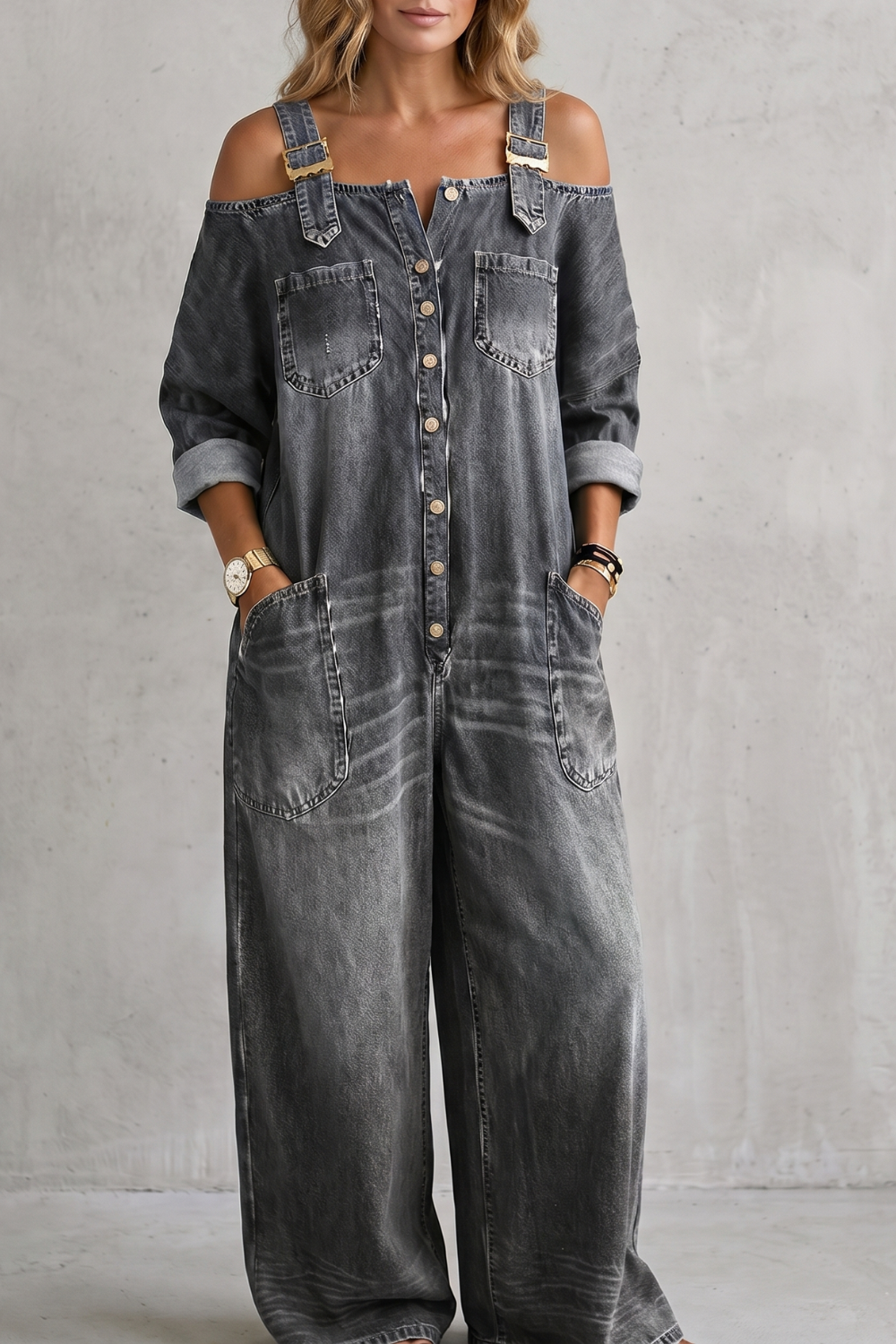 Denimora – Charme utilitário off-shoulder – Macacão de perna larga