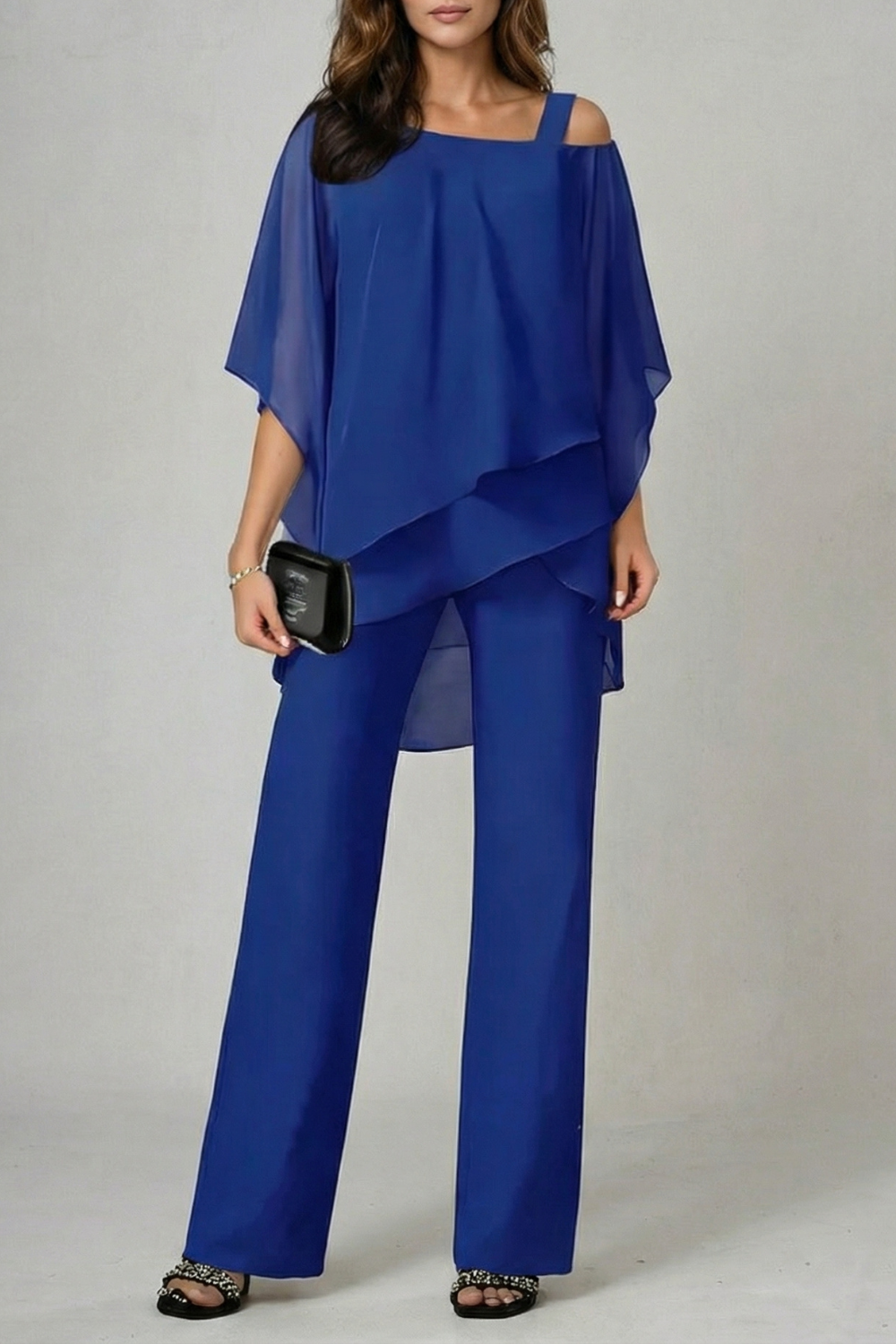 Élaria – Fluidez em chiffon assimétrico – Conjunto de top e calça