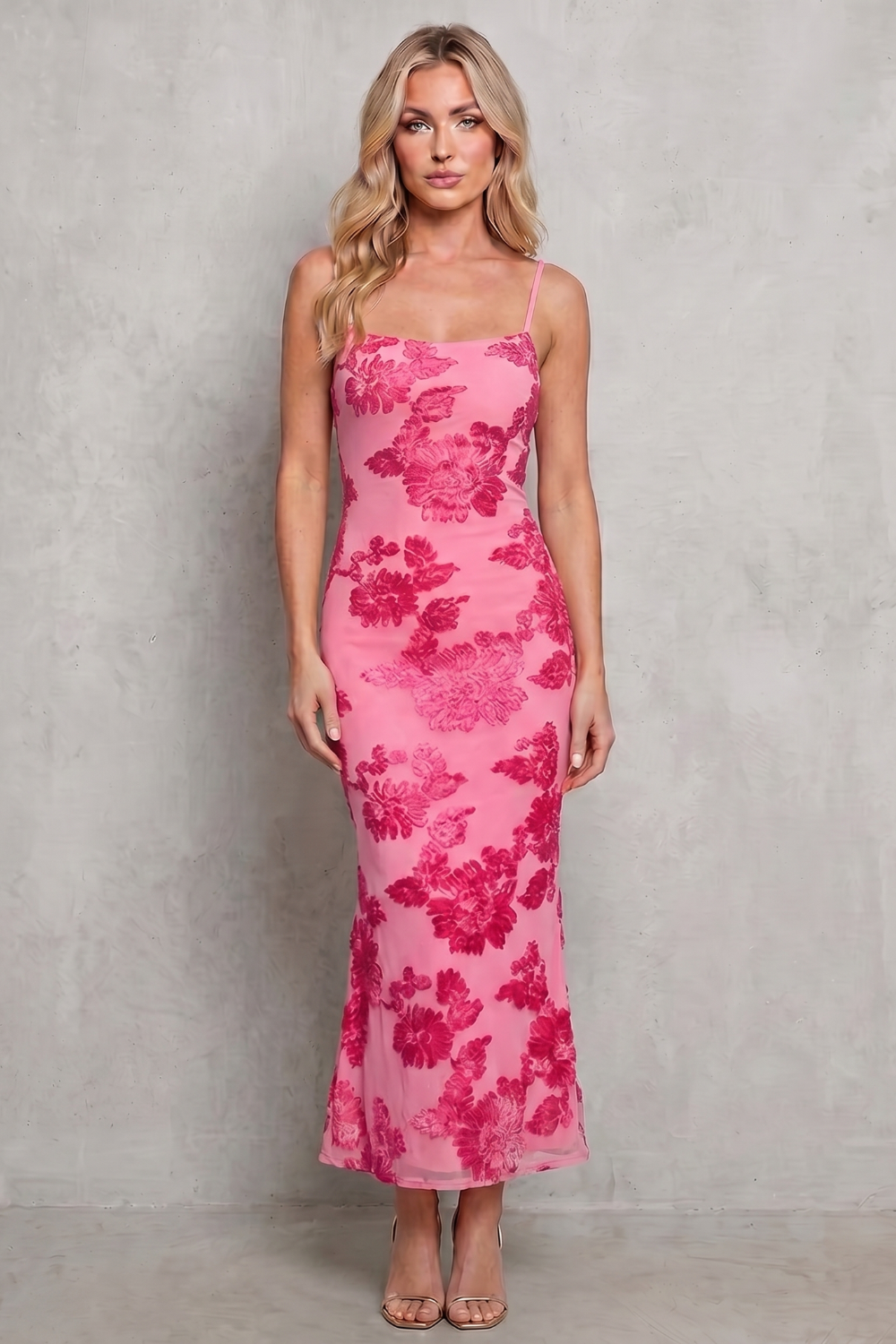 Fiona – Florescência radiante – Vestido Longo Justo Floral Feminino