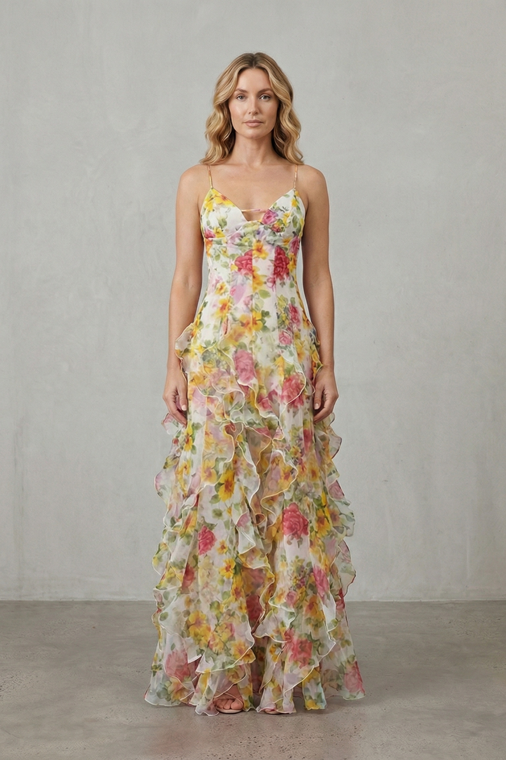 Fiorella – Flores em aquarela – Vestido longo de chiffon com babados