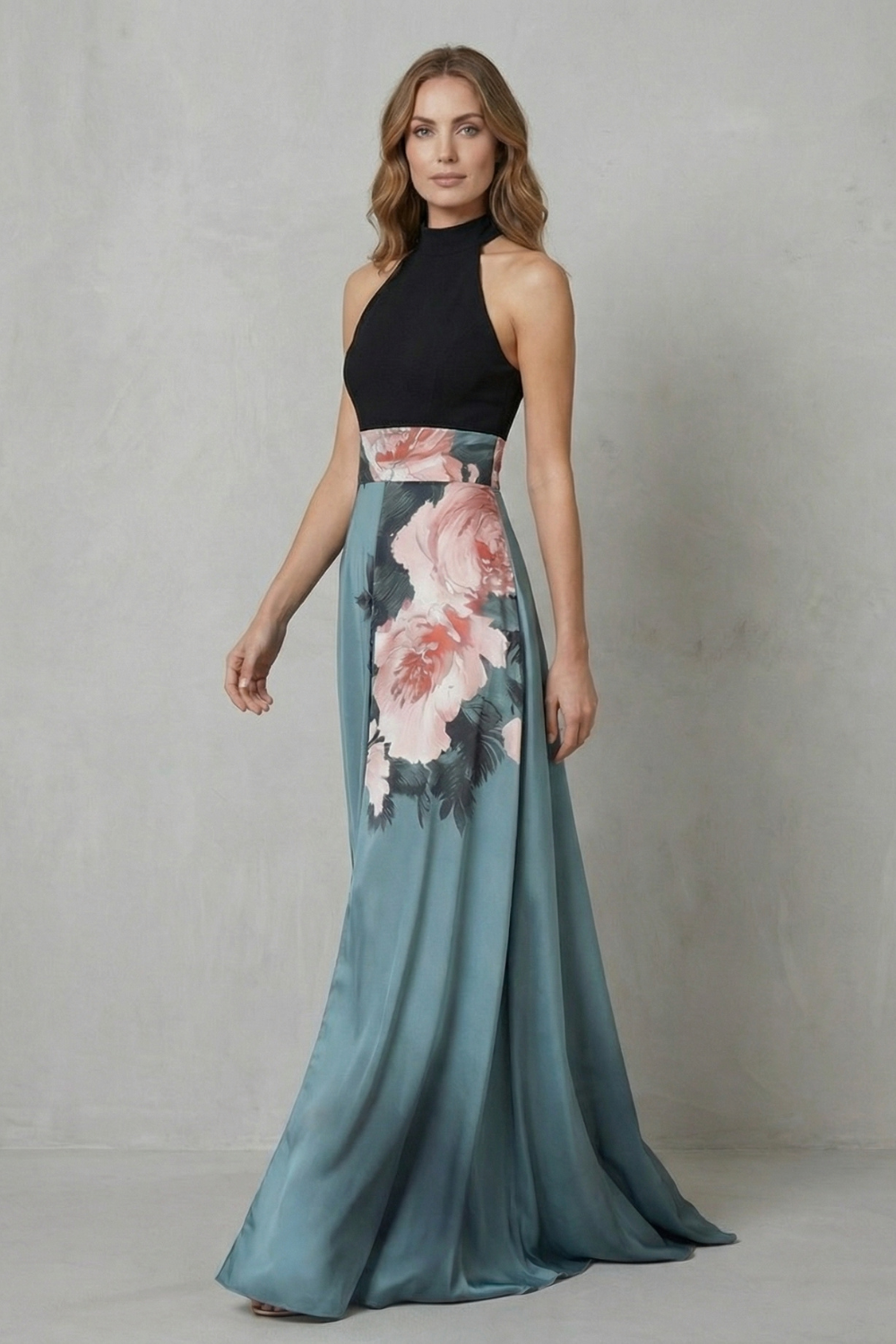 Florévia – Elegância floral em contraste – Vestido longo