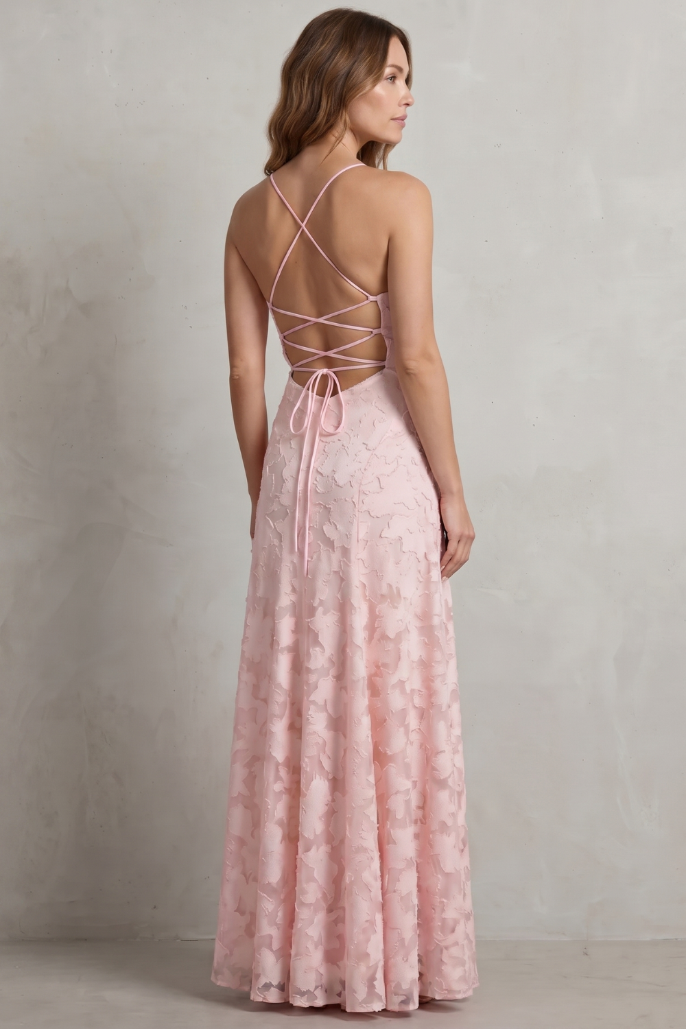 Florielle – Silhueta floral romântica – Vestido longo sem mangas