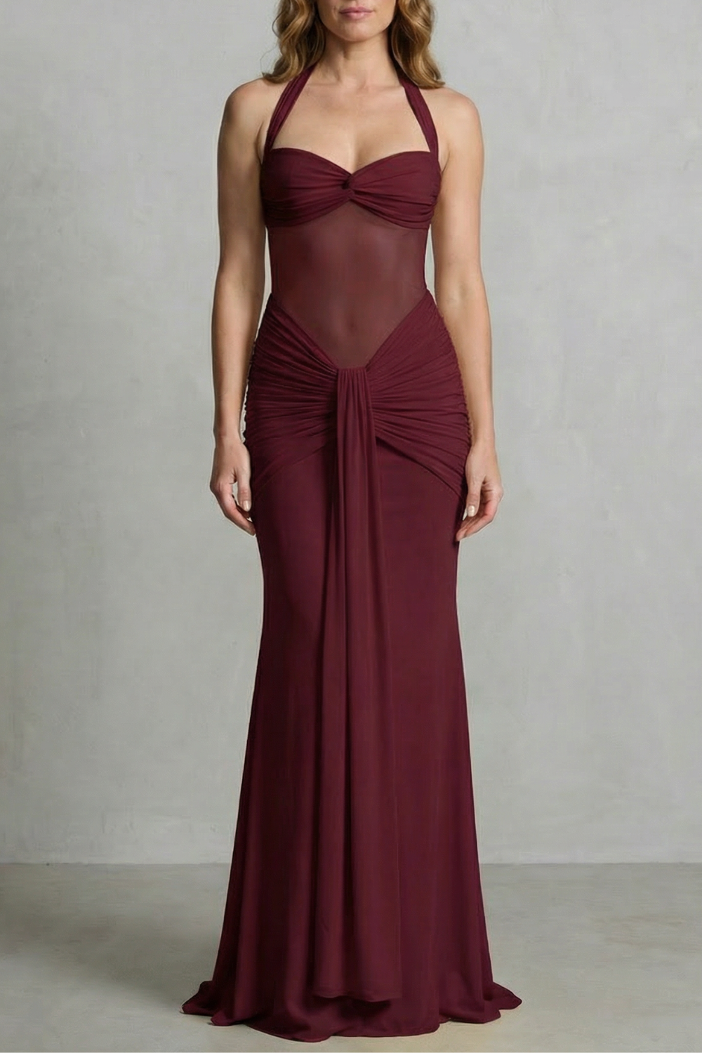 Ginalisse – Elegância escultural drapeada – Vestido maxi