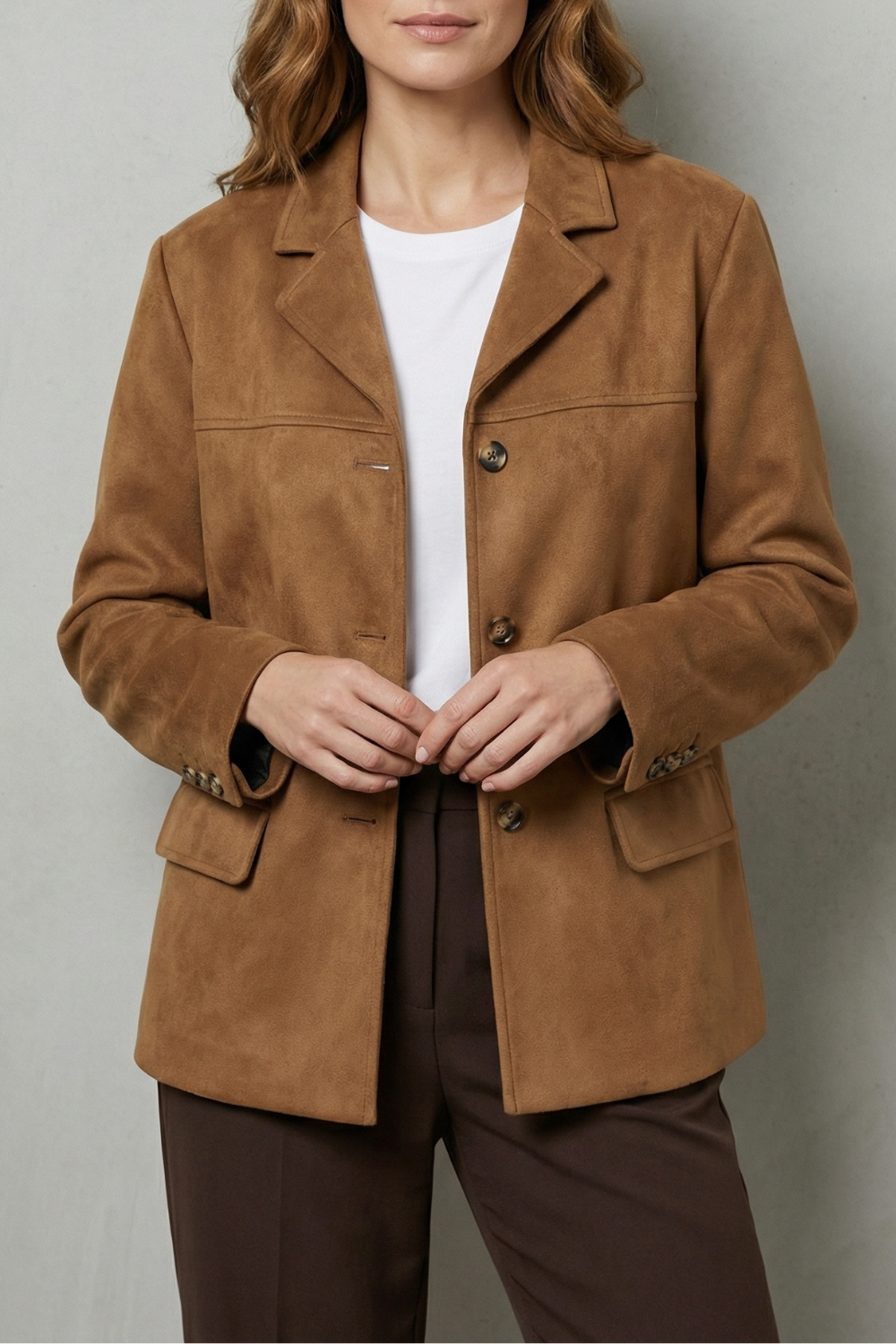 Giulietta – Ombros estruturados – Blazer de camurça