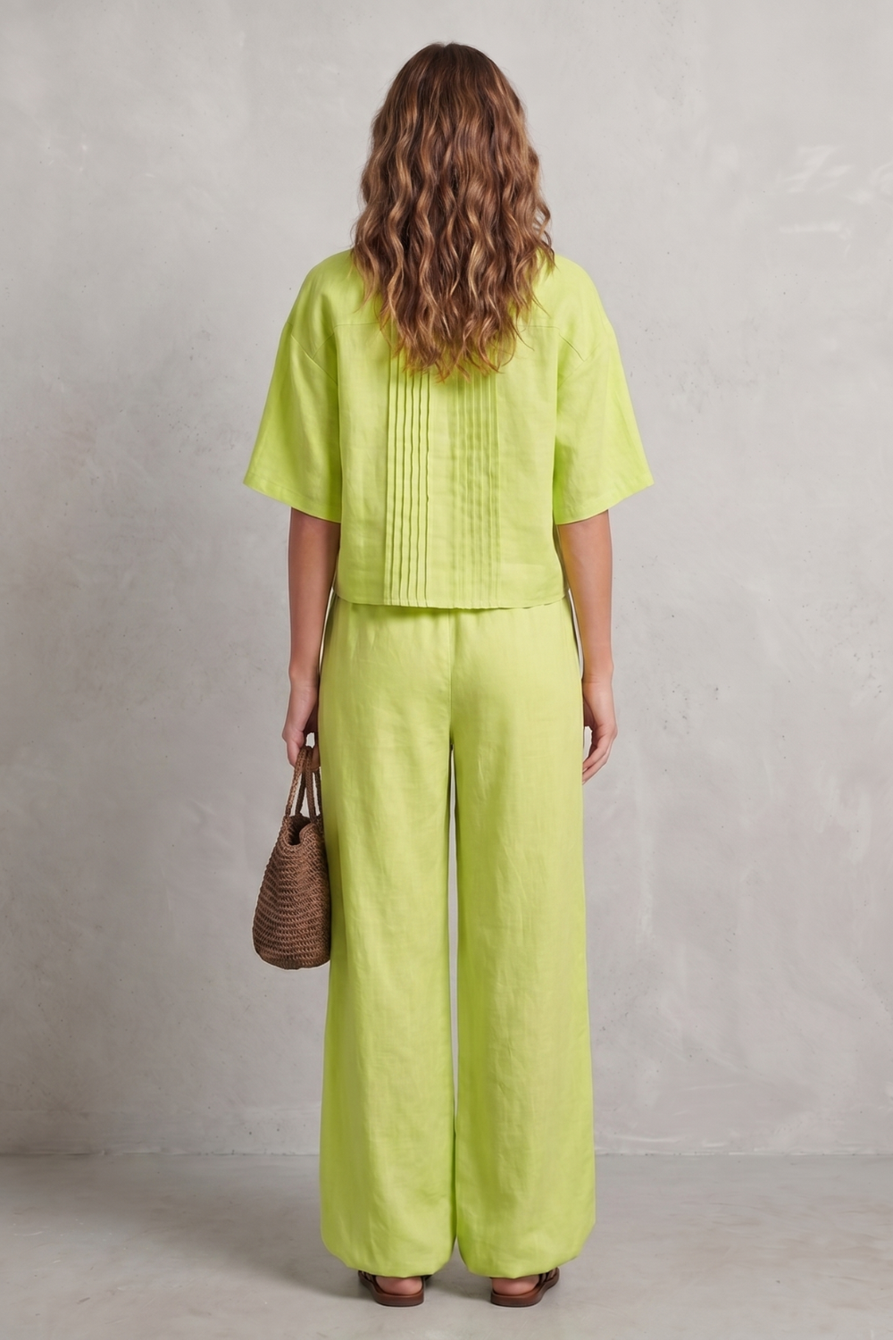 Limeaux – Elegância plissada e leveza – Conjunto de calça
