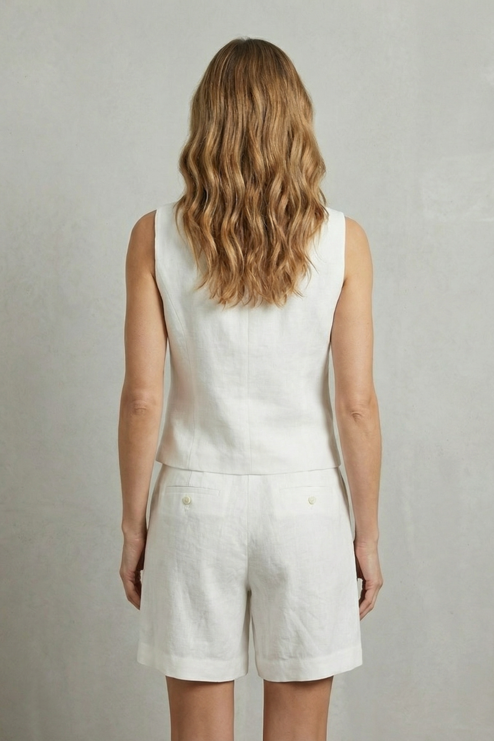 Linévora – Elegância descomplicada para o verão – Conjunto de colete e short