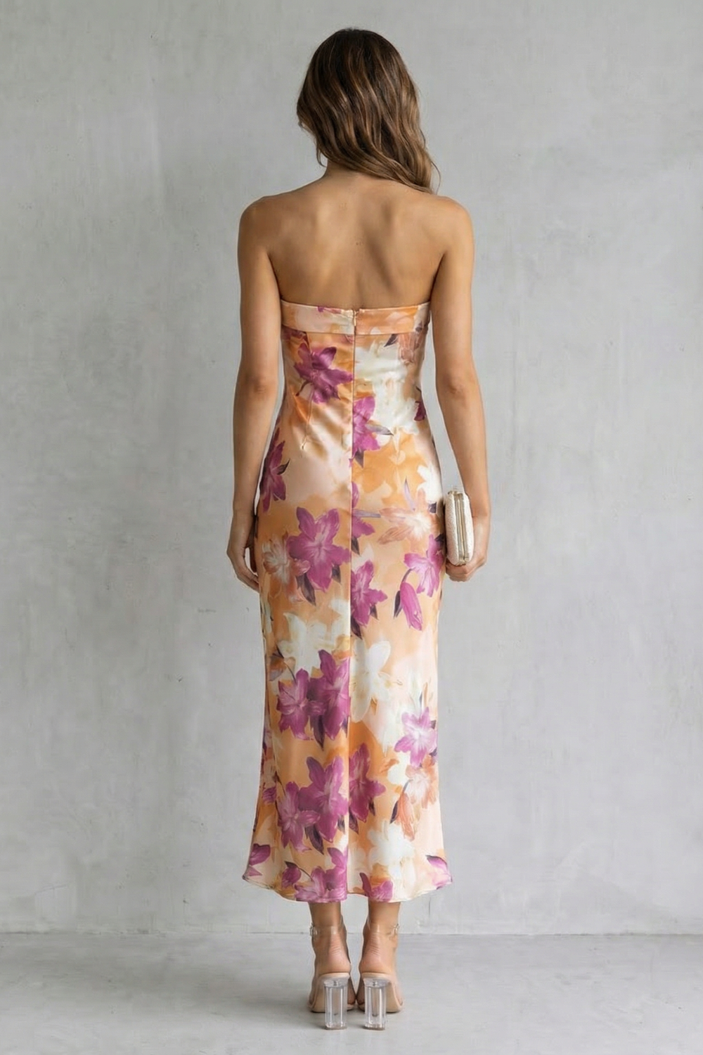 Linneva – Elegância floral tomara-que-caia – Vestido longo