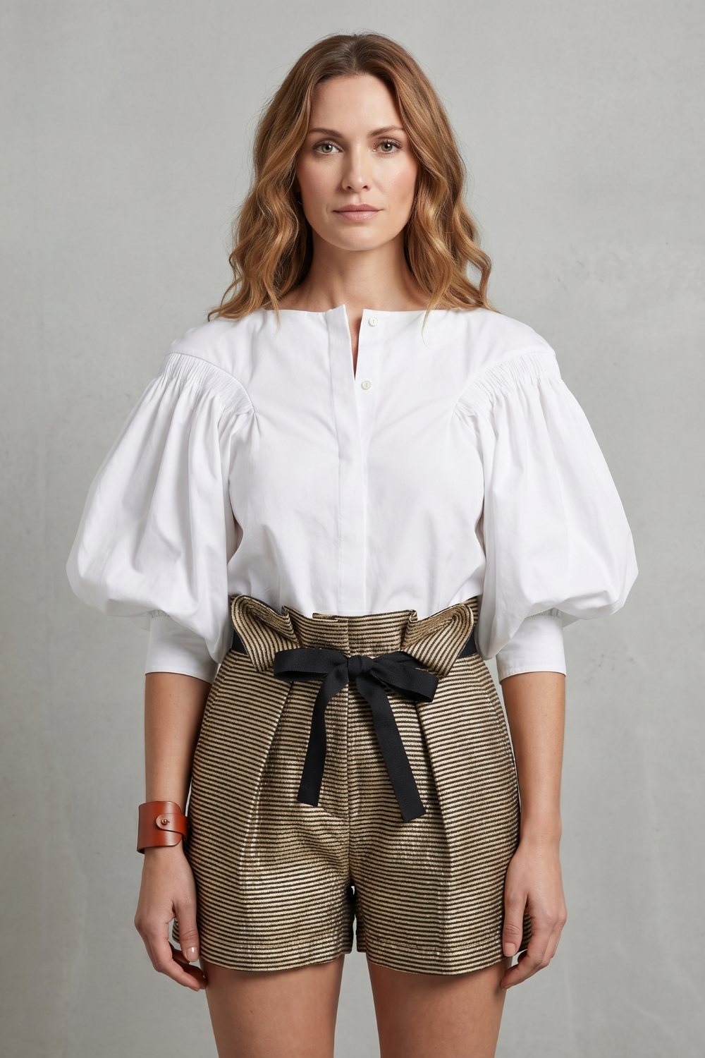 Lunara – Blusa com mangas bufantes volumosas