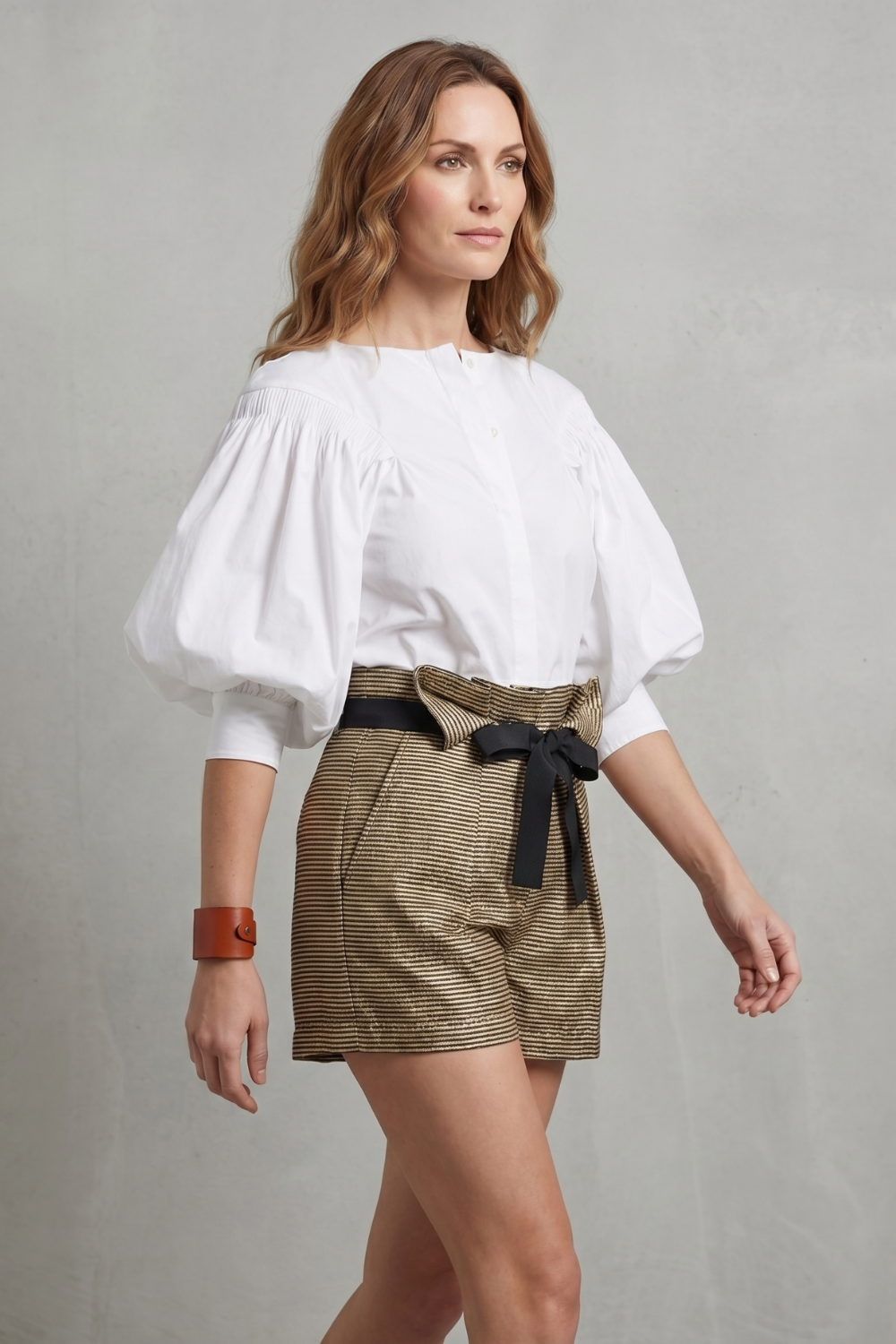 Lunara – Blusa com mangas bufantes volumosas