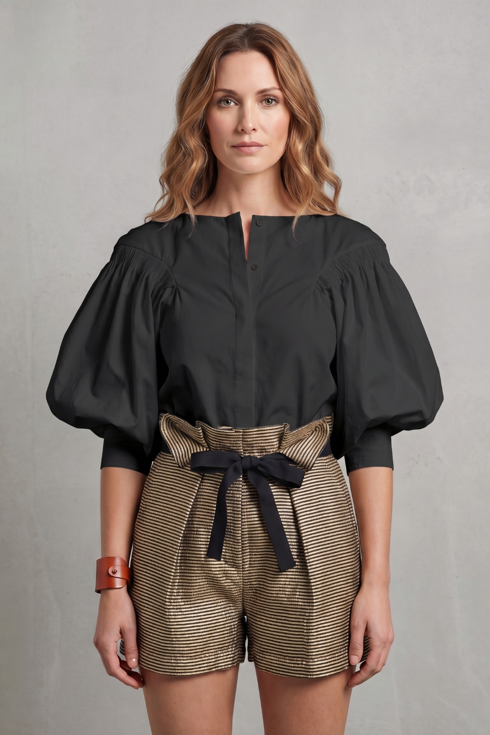 Lunara – Blusa com mangas bufantes volumosas