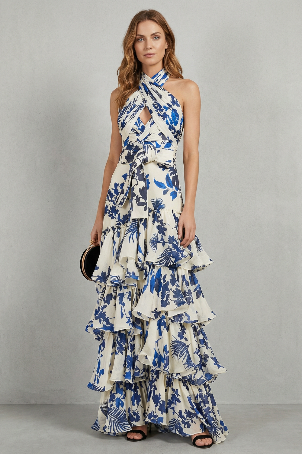 Lunarelle – Elegância floral com halter – Vestido maxi