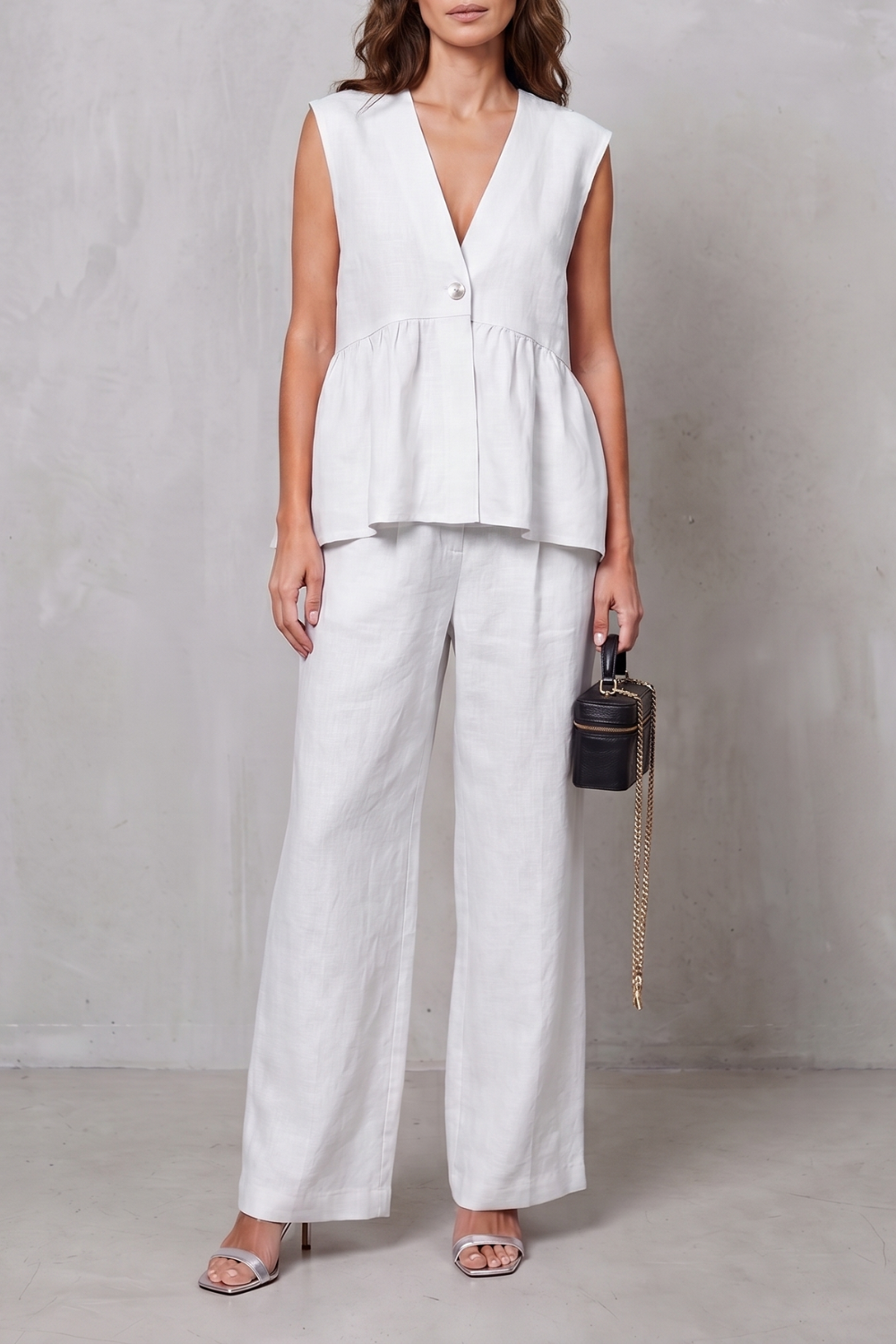 Lunessa – Elegância suave com peplum – Conjunto de calça de duas peças