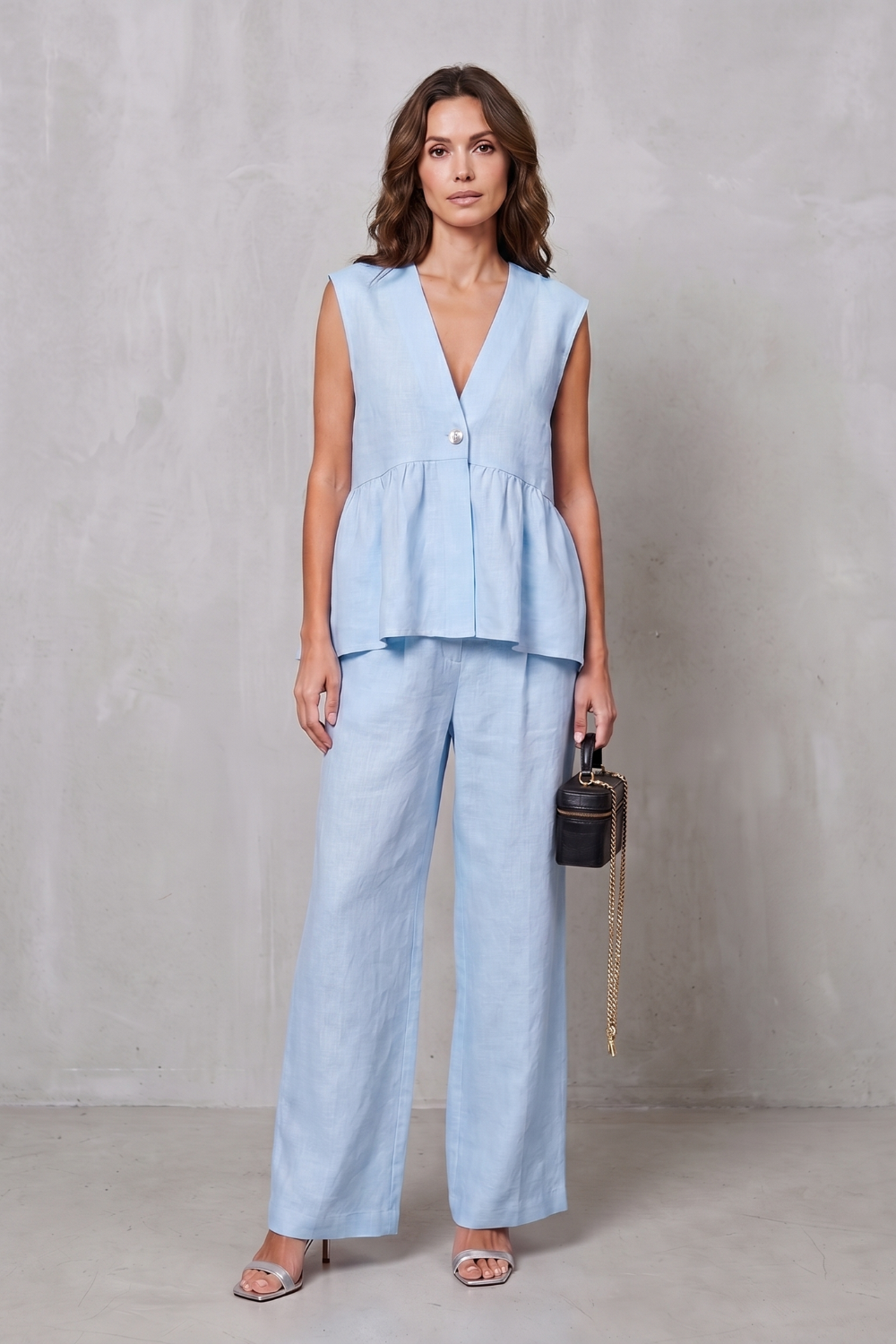Lunessa – Elegância suave com peplum – Conjunto de calça de duas peças