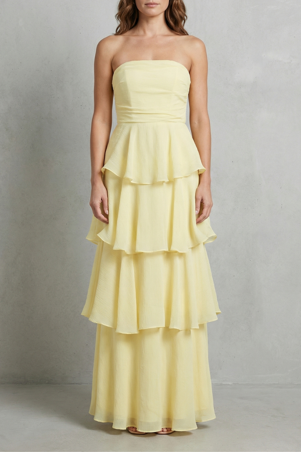 Margaret – Camadas fluidas em cascata – Vestido longo tomara que caia com babados