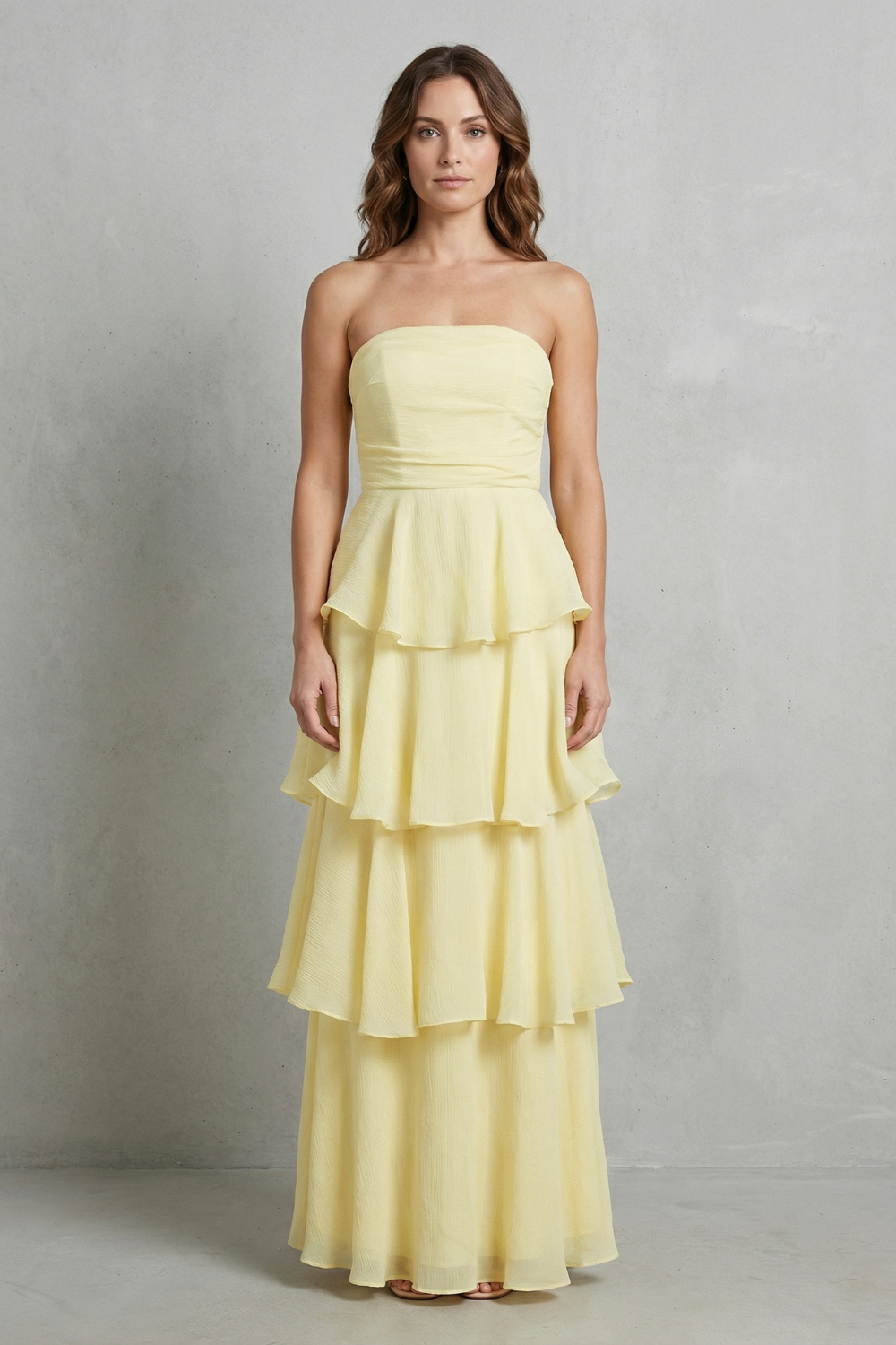 Margaret – Camadas fluidas em cascata – Vestido longo tomara que caia com babados