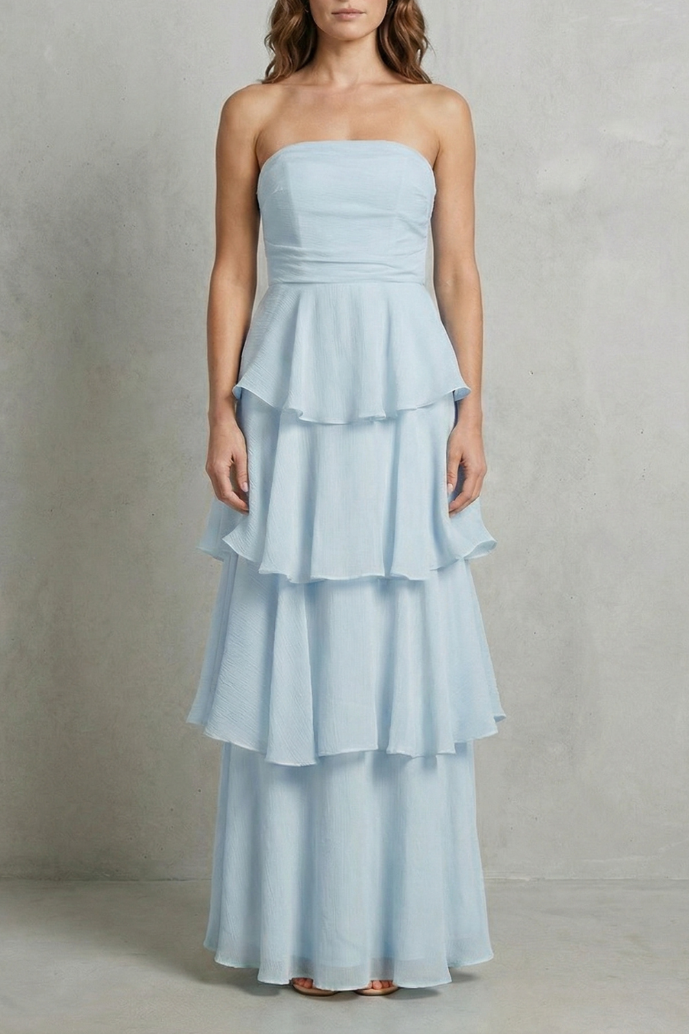 Margaret – Camadas fluidas em cascata – Vestido longo tomara que caia com babados