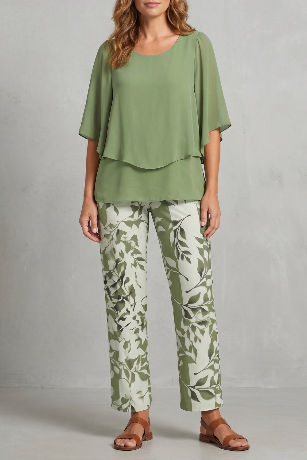 Mariselle – Elegância com estampa botânica – Conjunto de calça duas peças