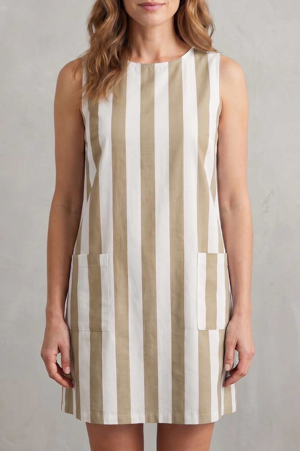 Marivelle – Charme listrado monocromático – Vestido curto