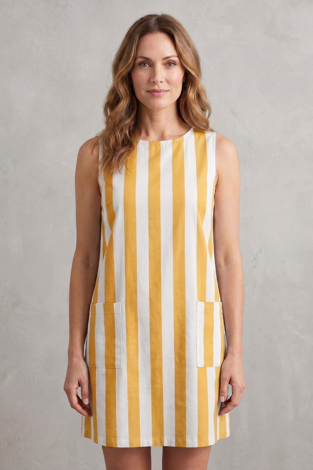 Marivelle – Charme listrado monocromático – Vestido curto