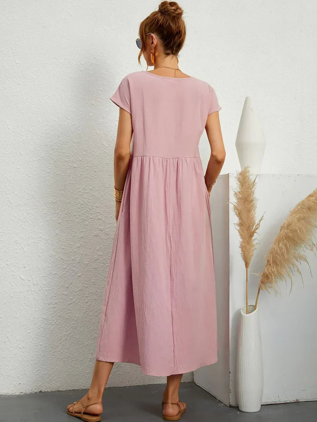 Gabrielle™ — Vestido Midi Fluido com Elegância Atemporal