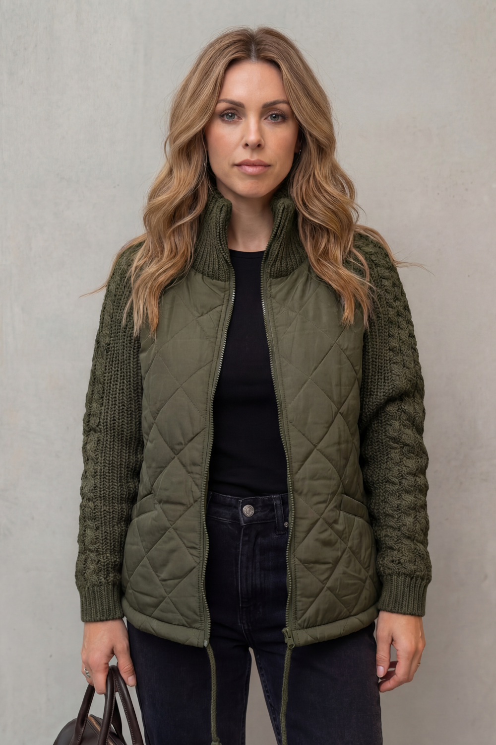 Norcetta – Detalhe de tricô texturizado – Jaqueta puffer acolchoada