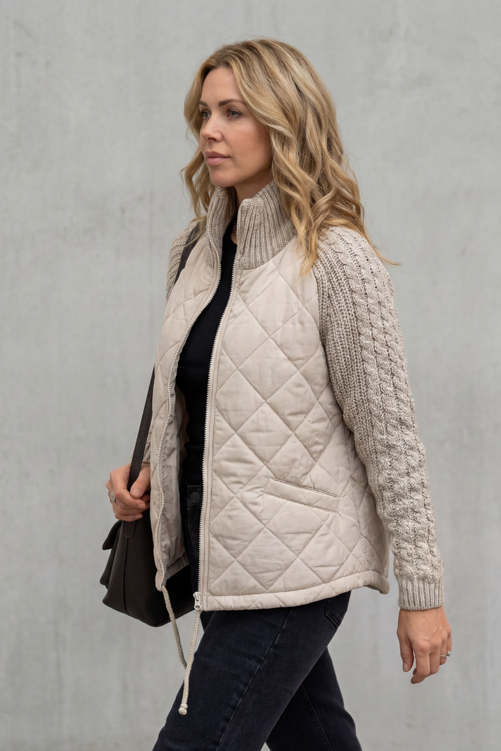 Norcetta – Detalhe de tricô texturizado – Jaqueta puffer acolchoada