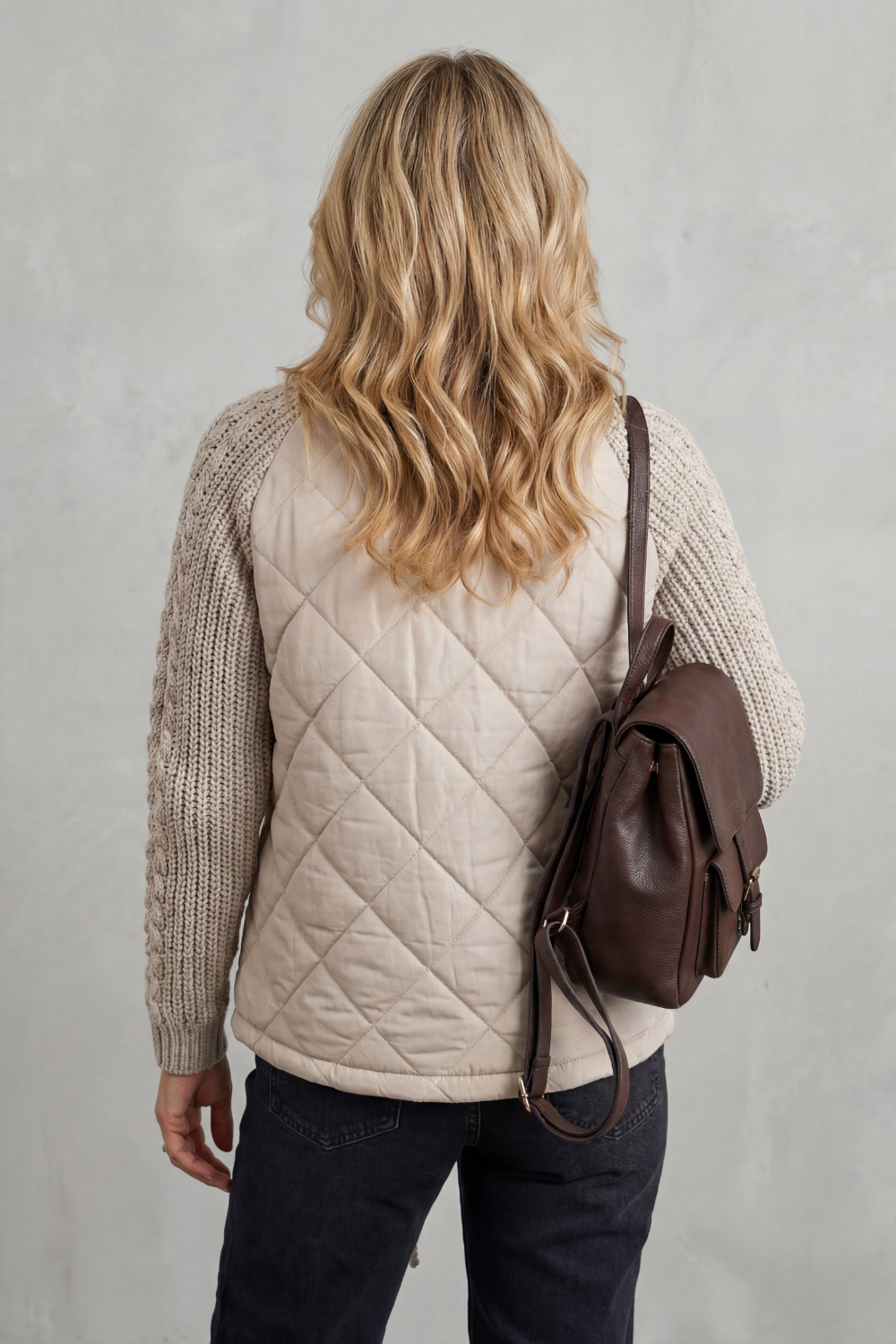 Norcetta – Detalhe de tricô texturizado – Jaqueta puffer acolchoada