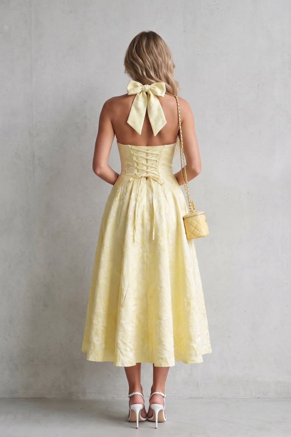 Rosalune – Elegância floral frente única – Vestido midi