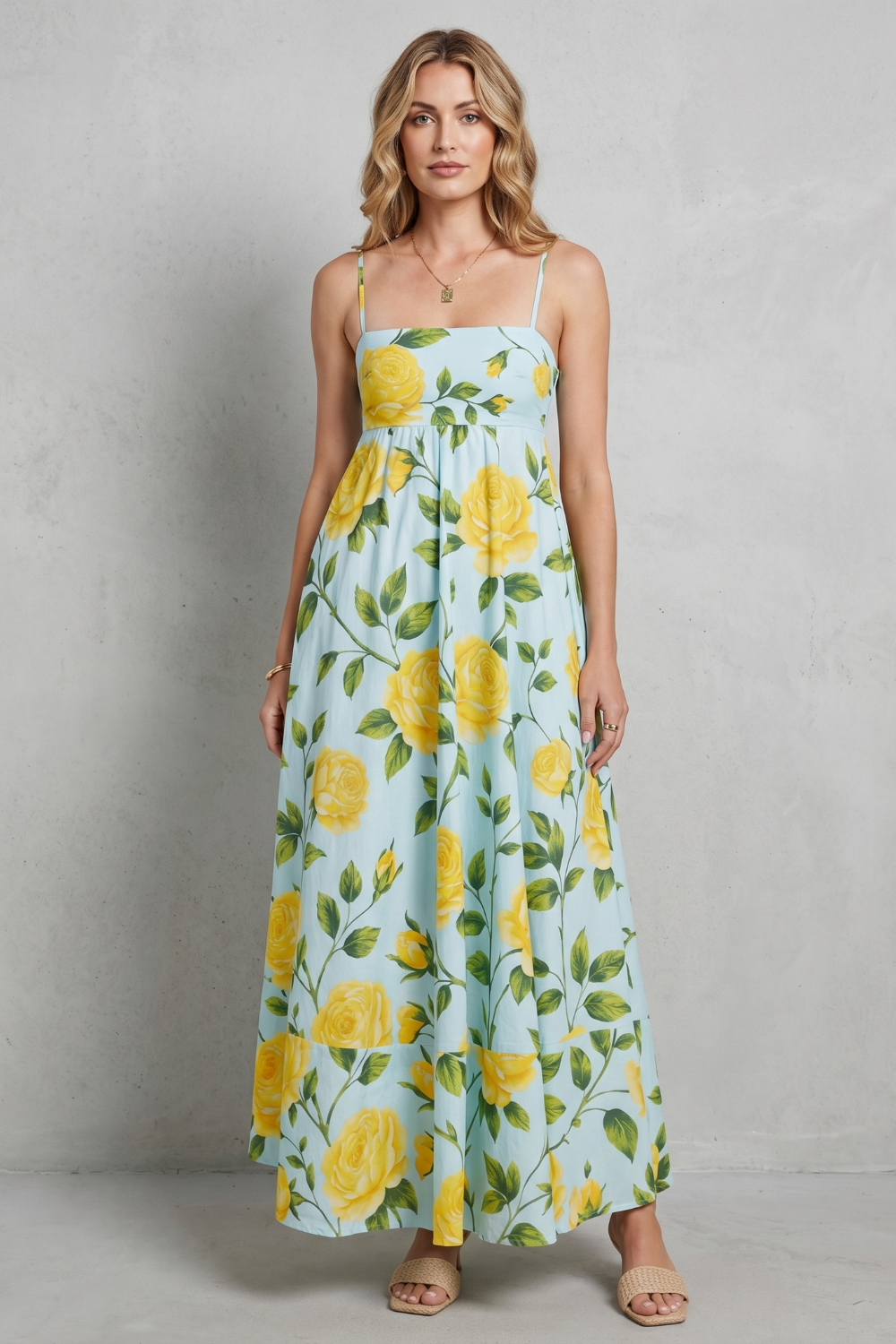 Roselune – Decote quadrado com charme floral – Vestido longo