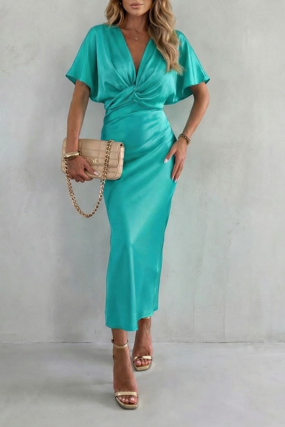 Satinéa – Elegância com cintura em nó – Vestido midi