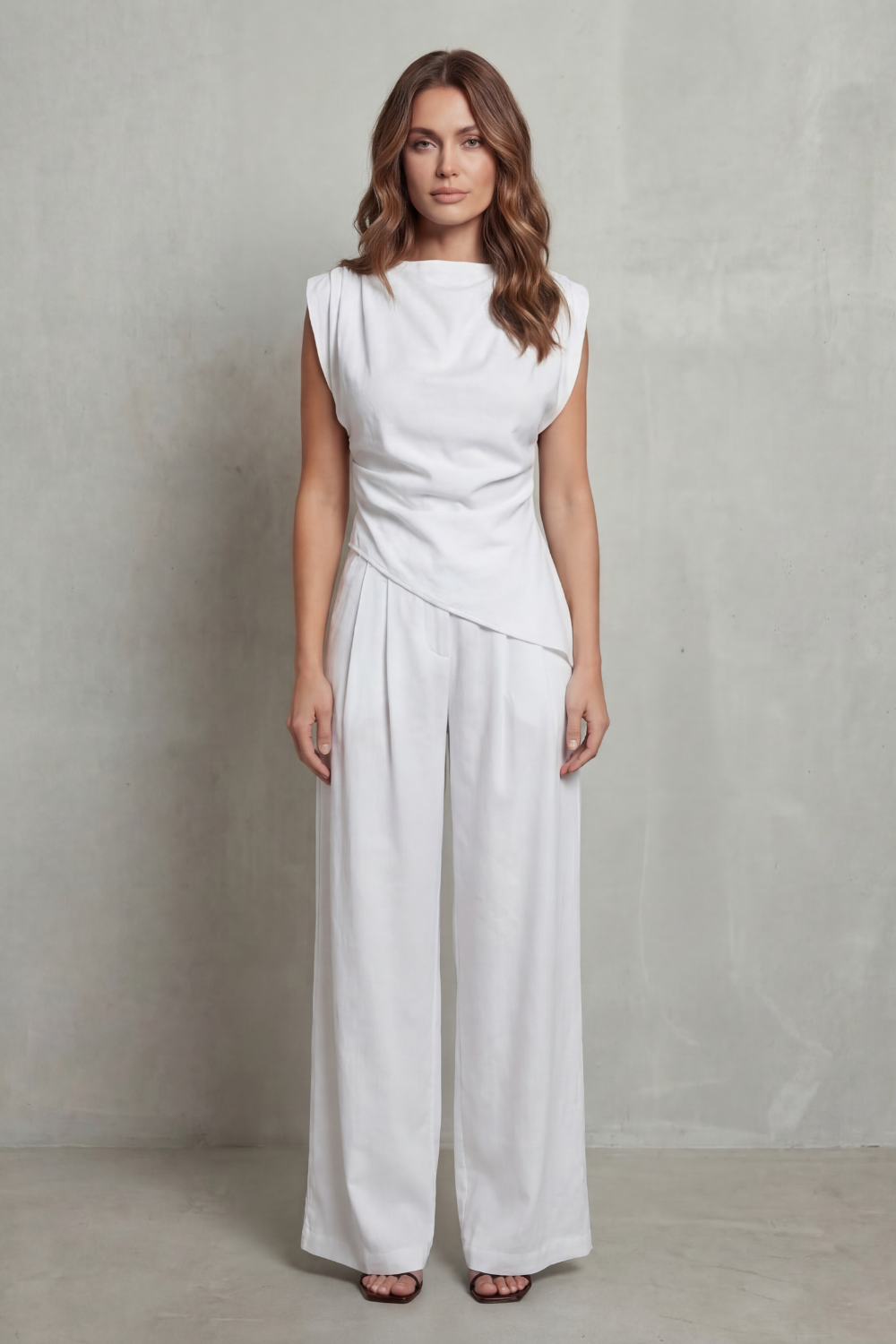 Selora – Detalhe de cintura drapeada – Conjunto de elegância casual