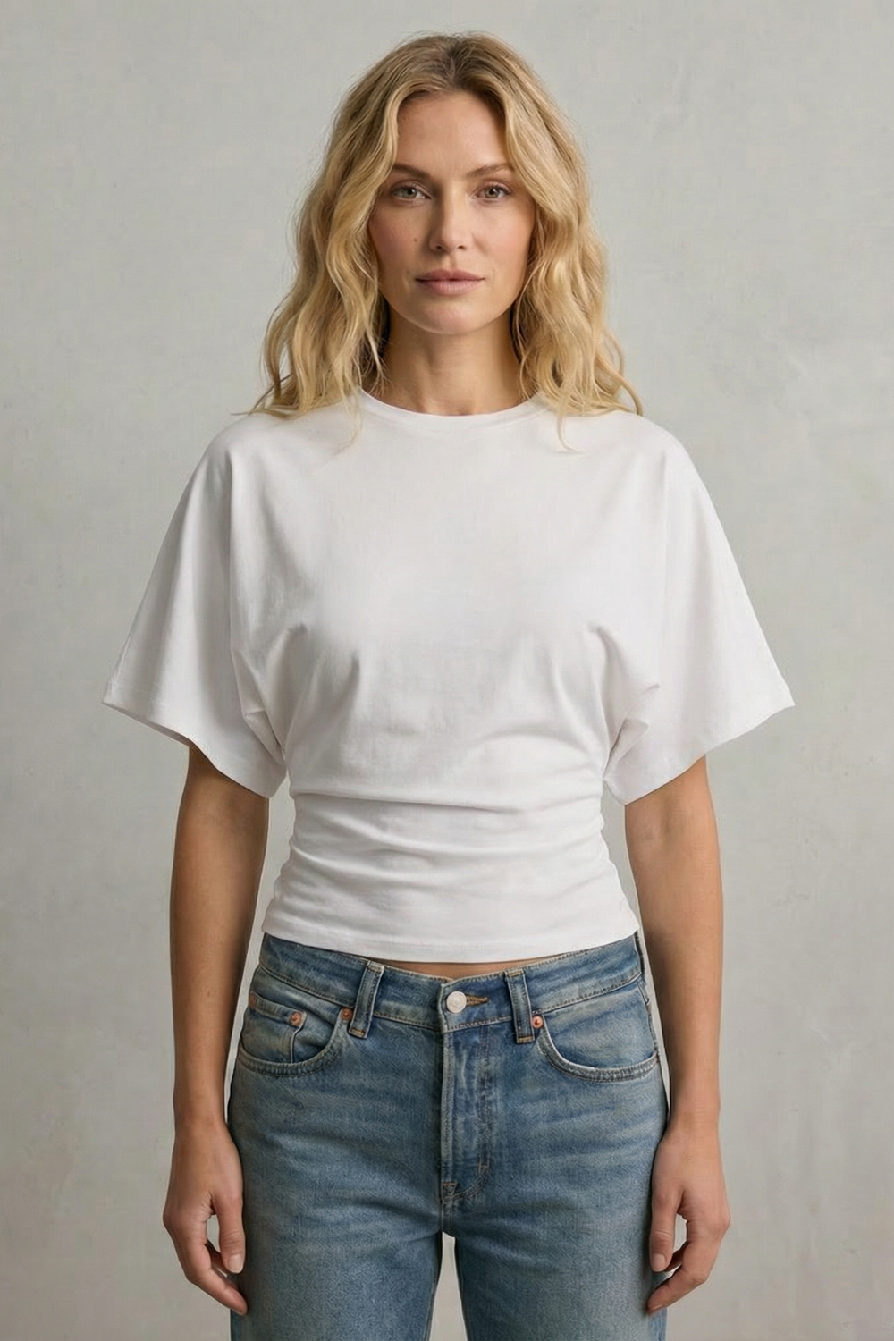 Seravelle – Elegância com cintura esculpida – Top cropped