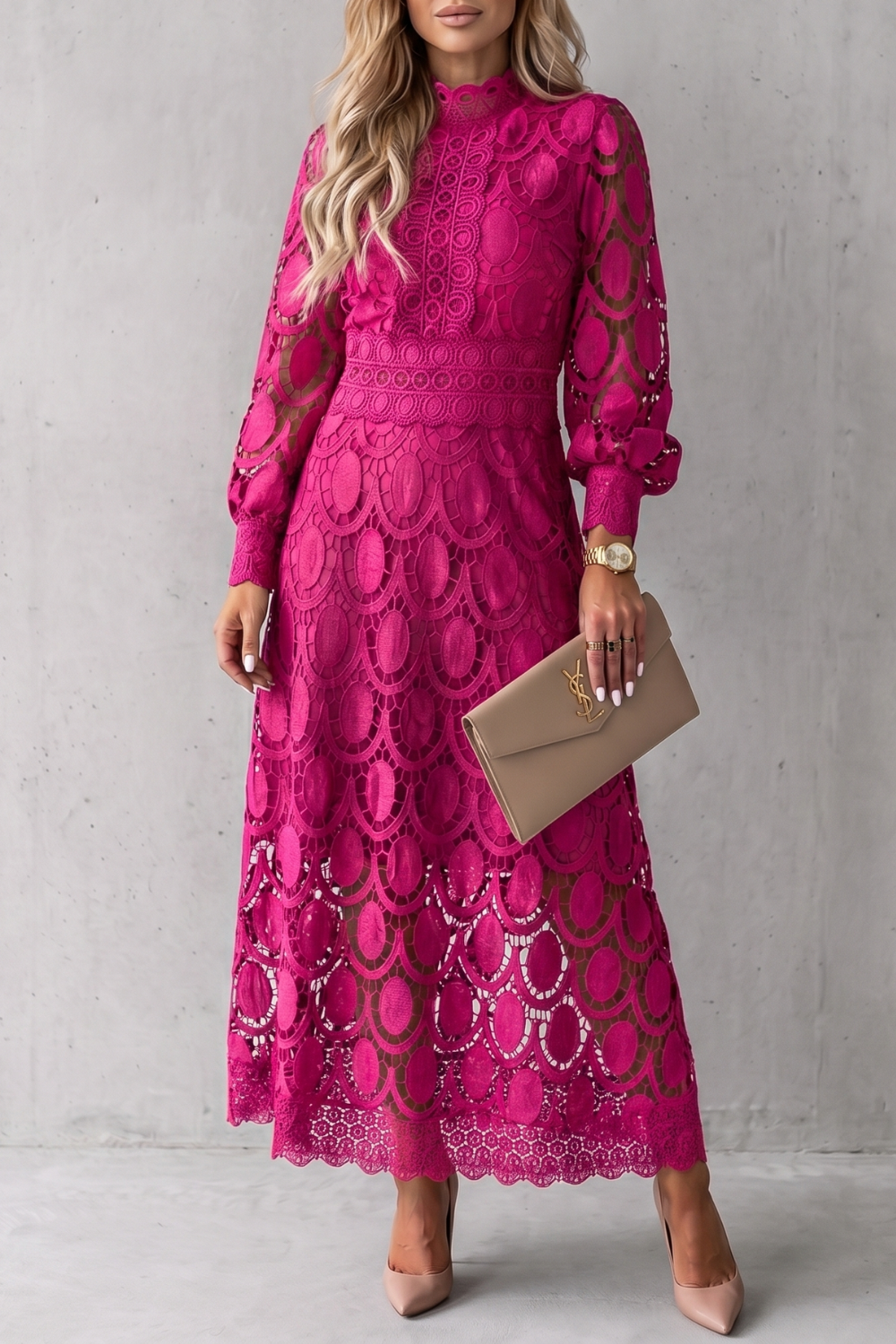 Velmira – Elegância em renda trabalhada – Vestido midi