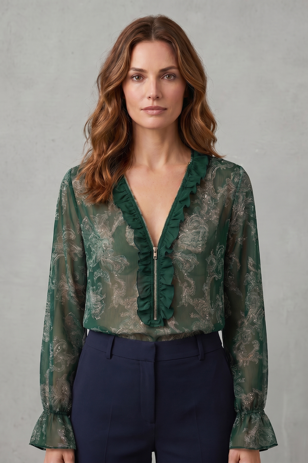 Veloura – Atração romântica em paisley – Blusa de chiffon