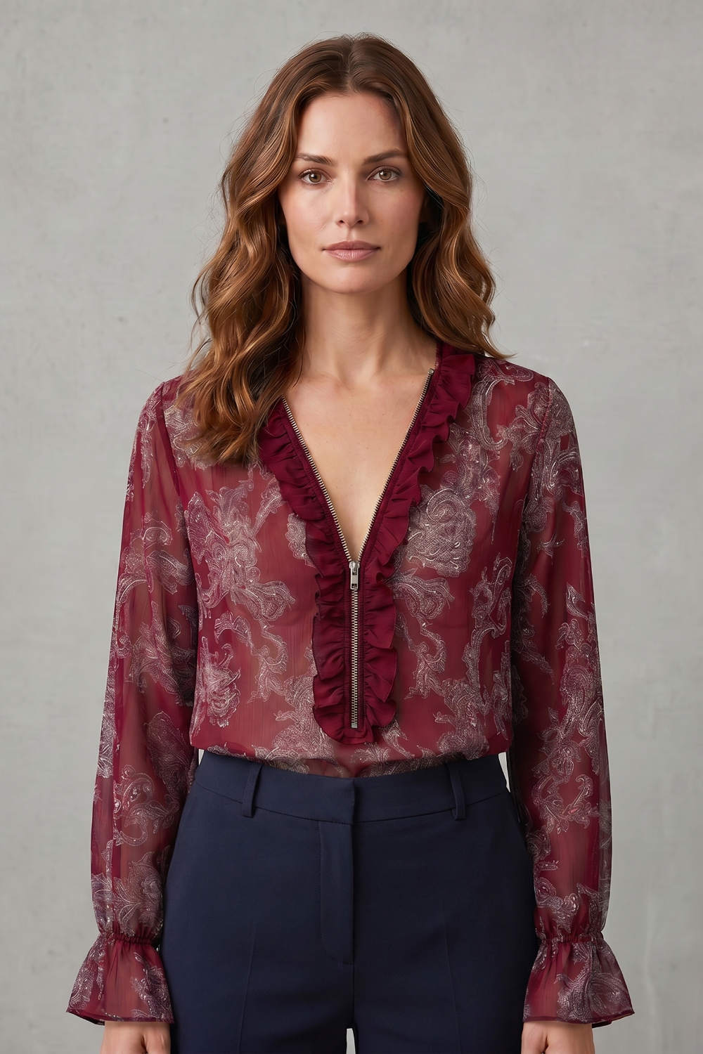 Veloura – Atração romântica em paisley – Blusa de chiffon