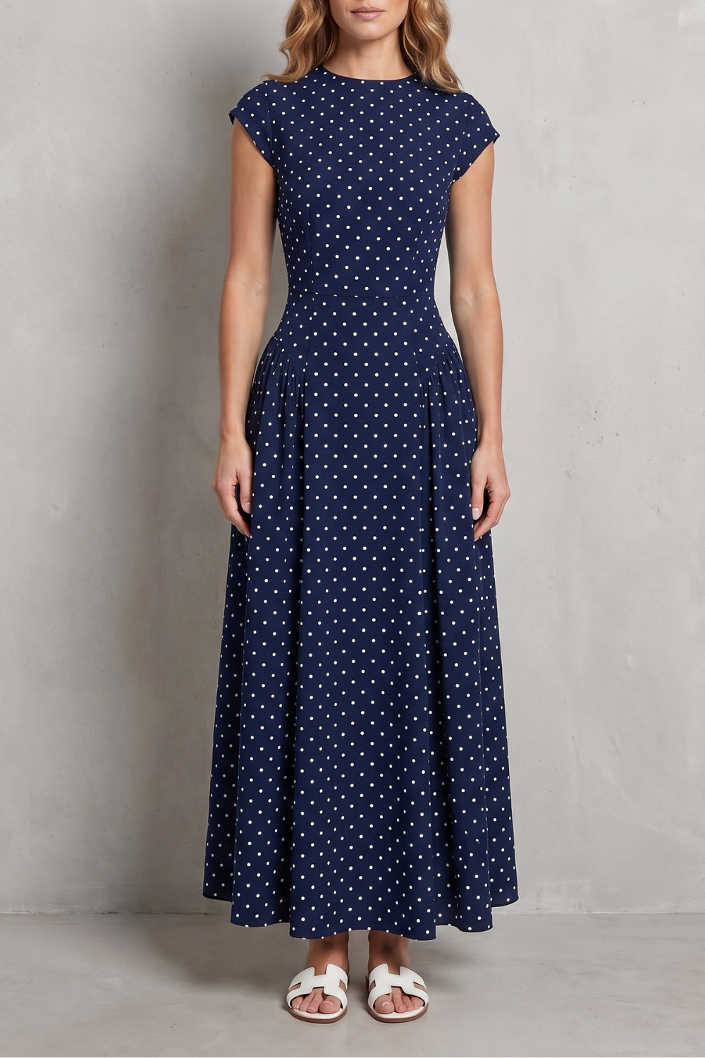 Veloura – Elegância vintage com poás – Vestido longo