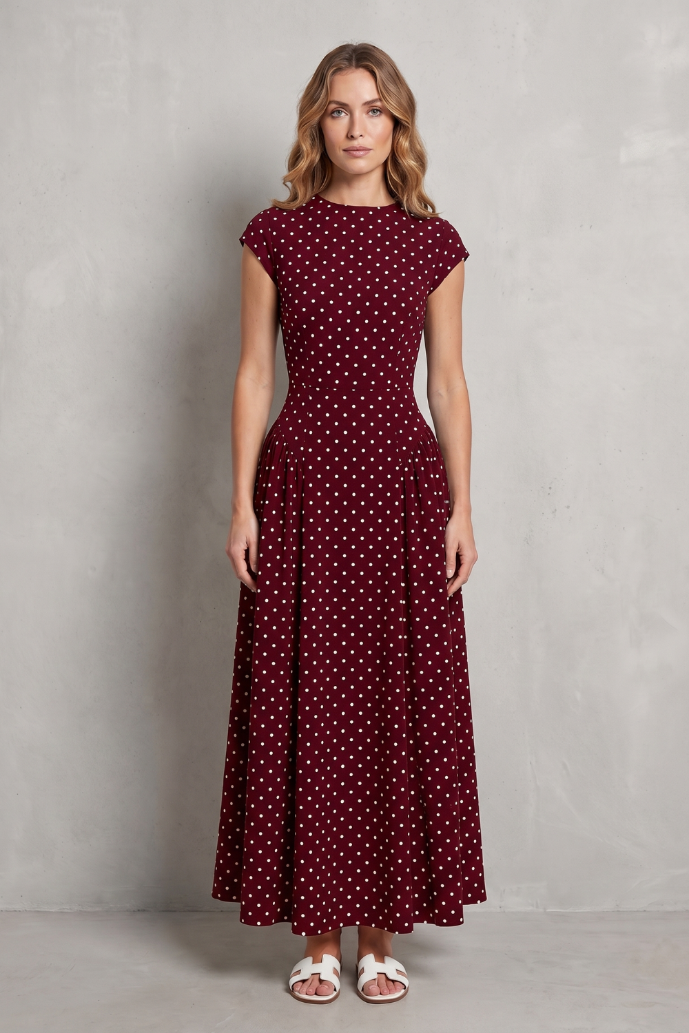 Veloura – Elegância vintage com poás – Vestido longo