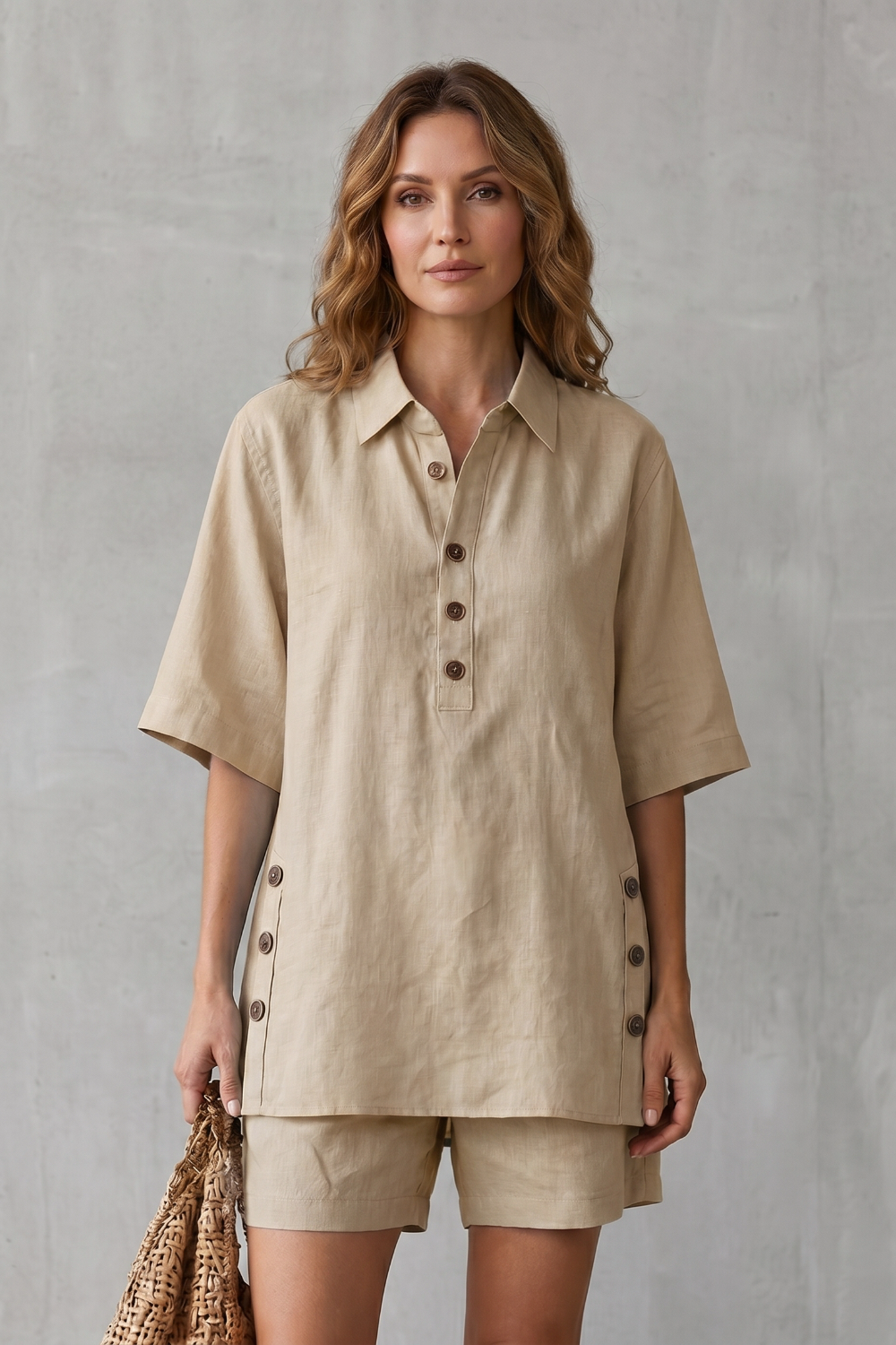 Verdelia – Conforto amplo com detalhes de botões – Conjunto com shorts