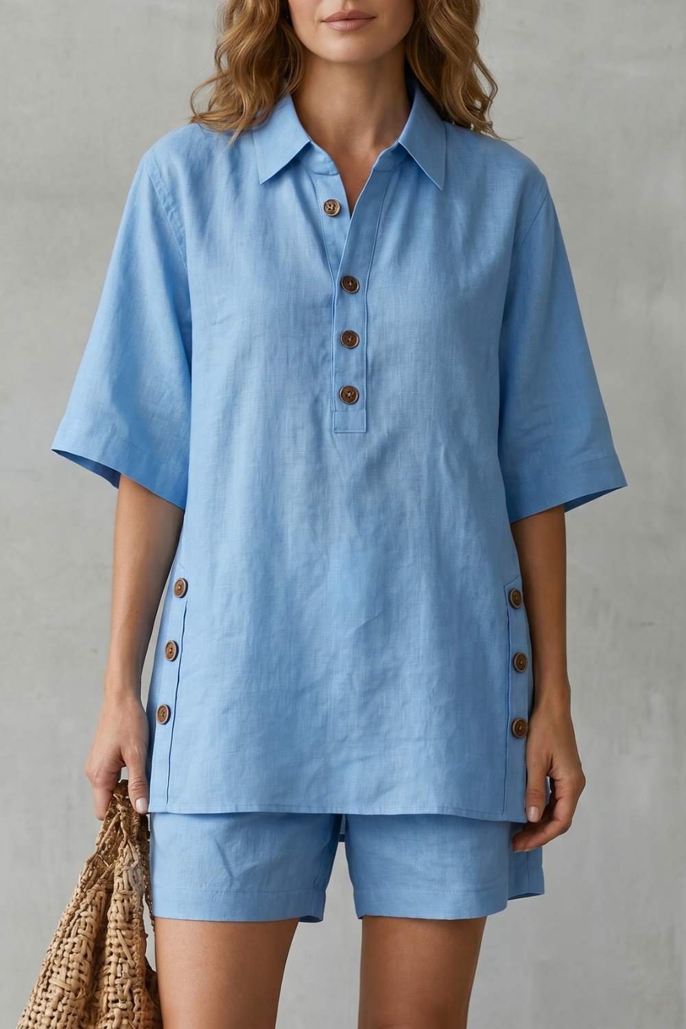 Verdelia – Conforto amplo com detalhes de botões – Conjunto com shorts