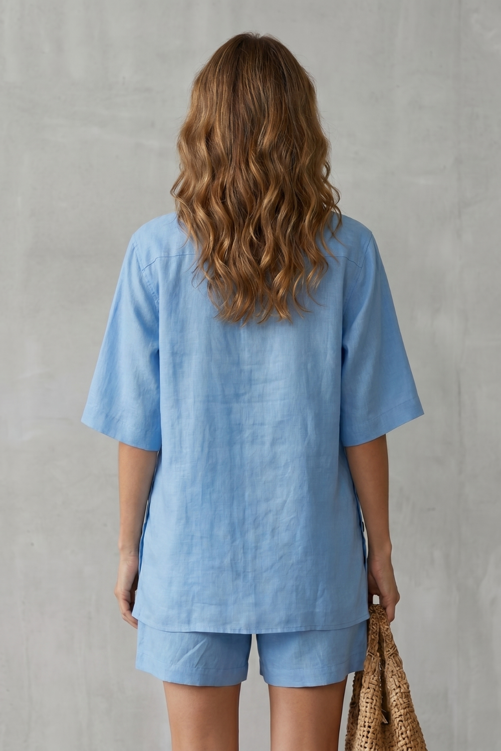 Verdelia – Conforto amplo com detalhes de botões – Conjunto com shorts