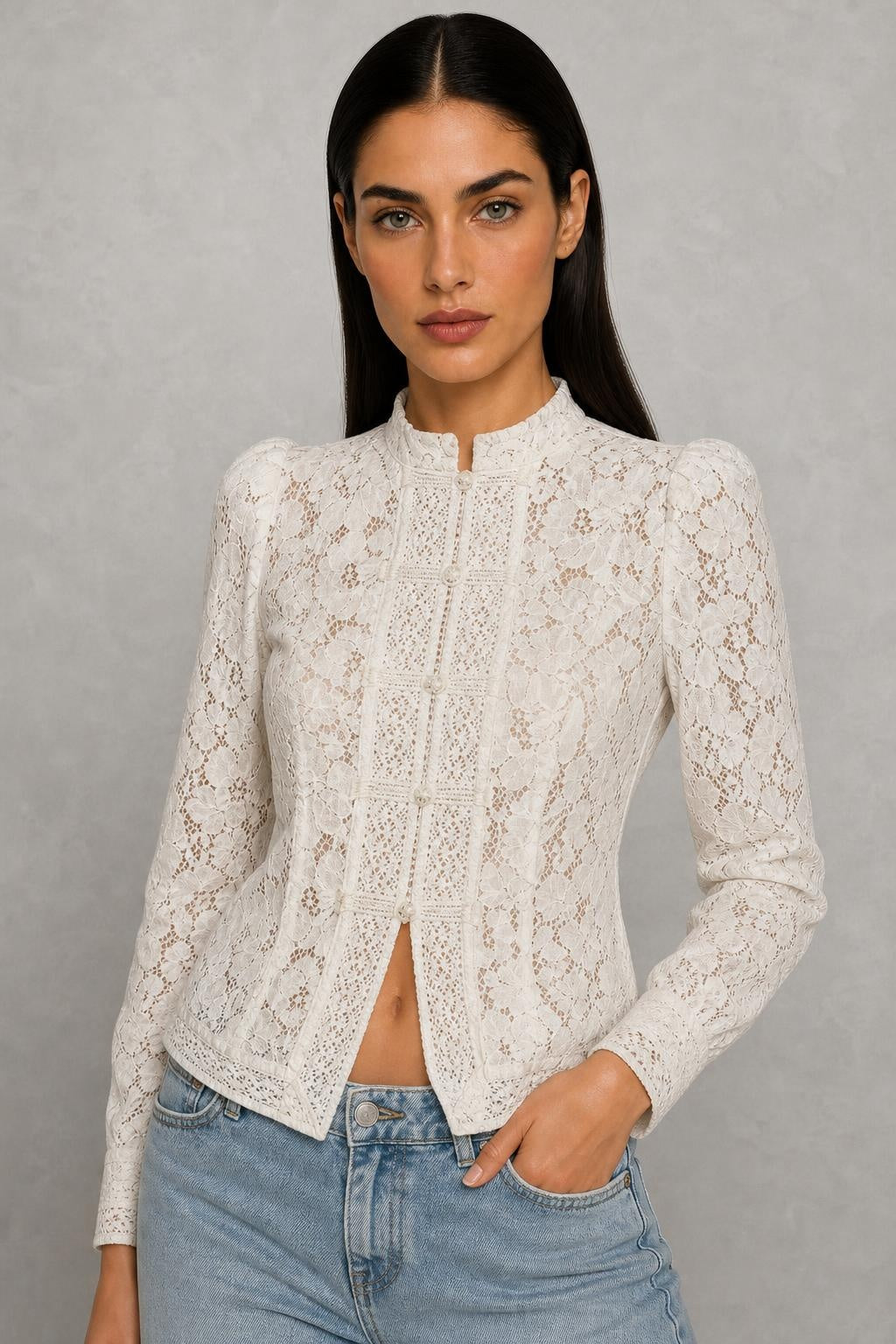 Blusa de Renda com Gola Alta e Mangas Longas - Carmenita — studio_closeup — Helena [dd472b98-89e3-4639-8197-fcd8ccd5a166]