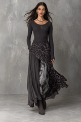 Cinza com animal Print
