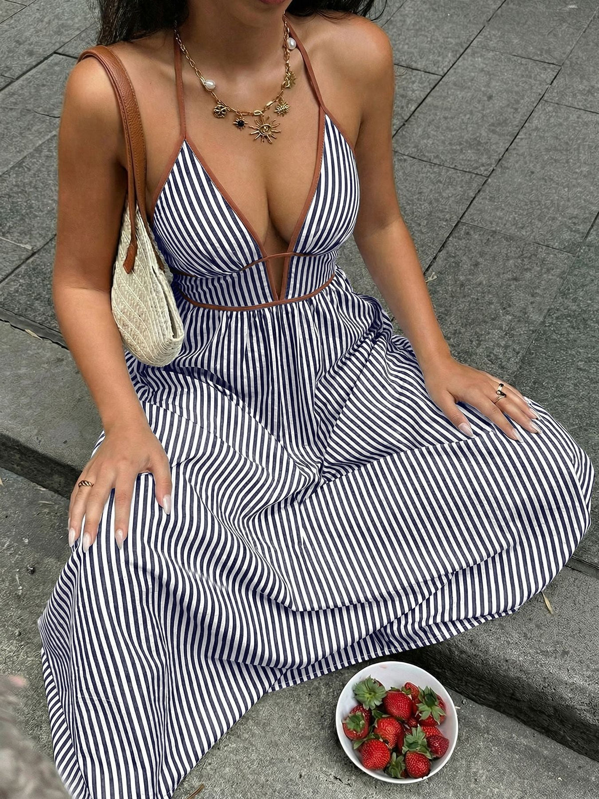 Vestido Longo Listrado Frente Única com Amarração - Aline