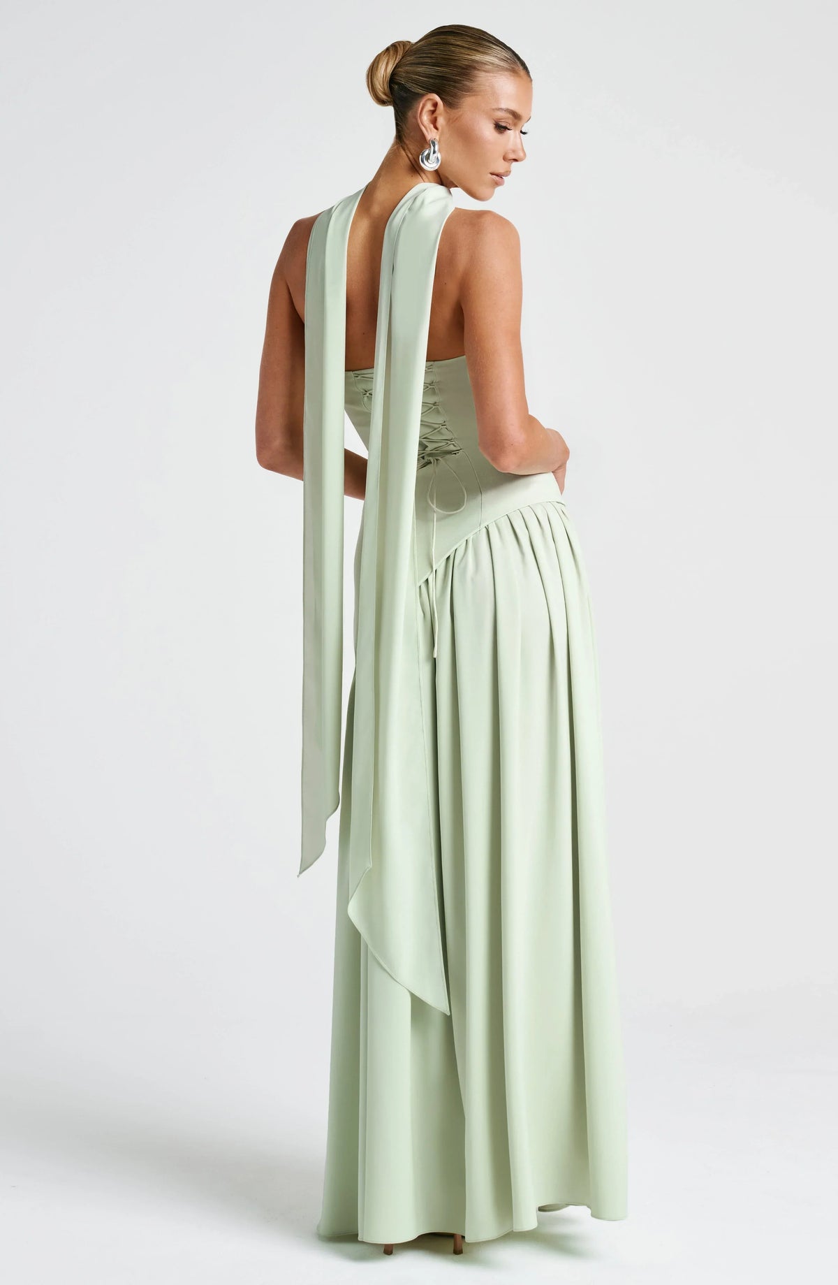 Vestido Longo Assimétrico com Fenda e Lenço - Freya